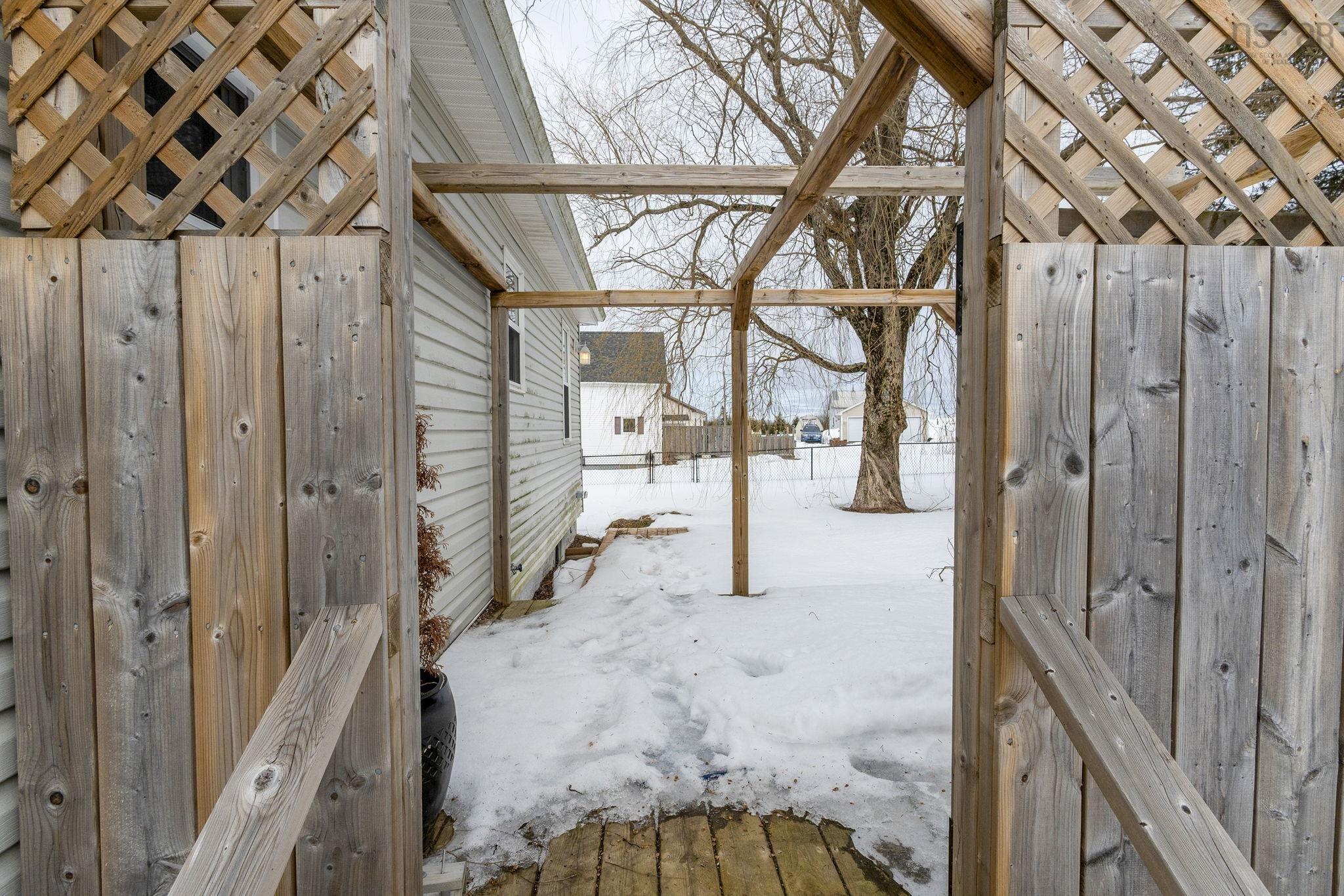 $289,900.00: 1034 Highway 277, Dutch Settlement