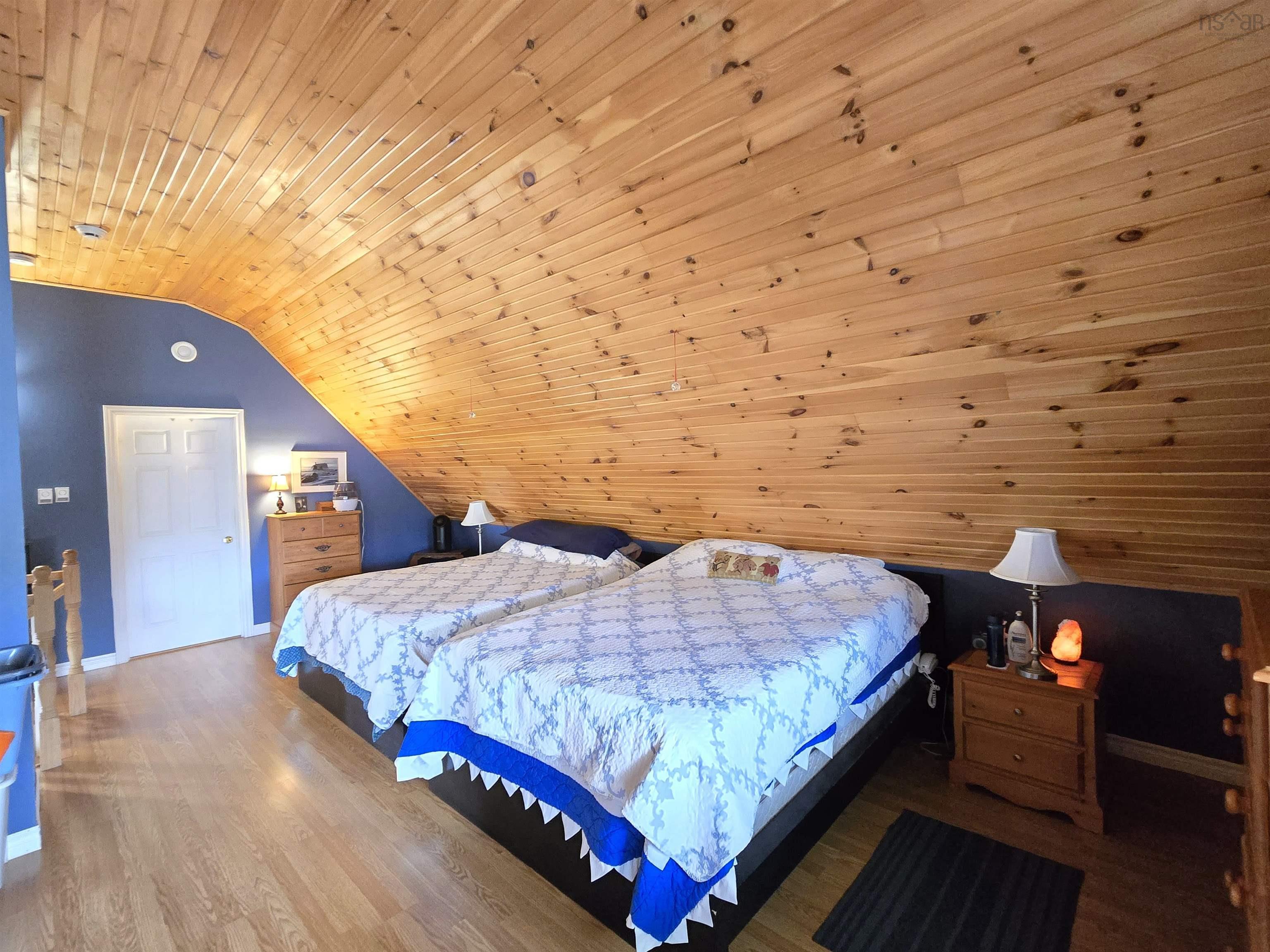 $399,000.00: 1235 Loch Lomond Road, Grand River Falls