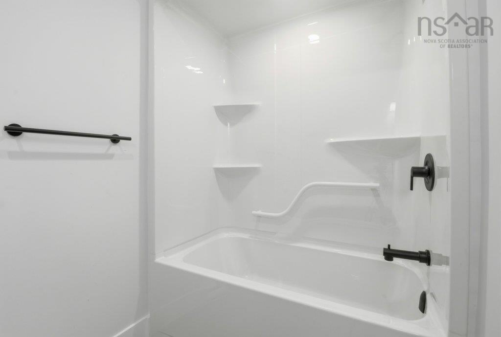 $679,000.00: 8 Five Rivers Drive, White Point