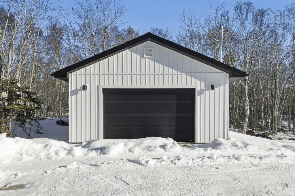 $679,000.00: 8 Five Rivers Drive, White Point