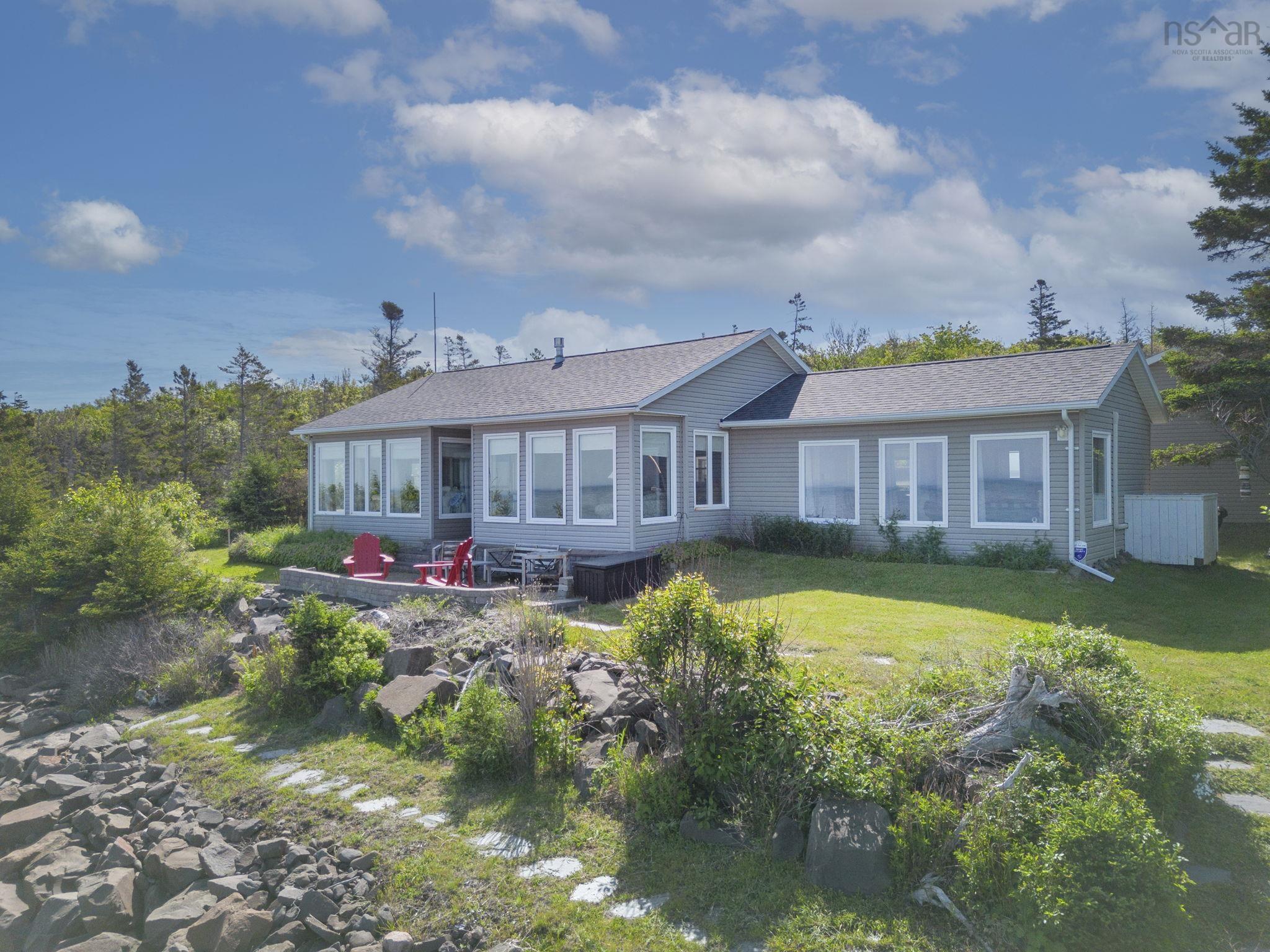 $589,000.00: 59 Sunset Avenue, Phinneys Cove