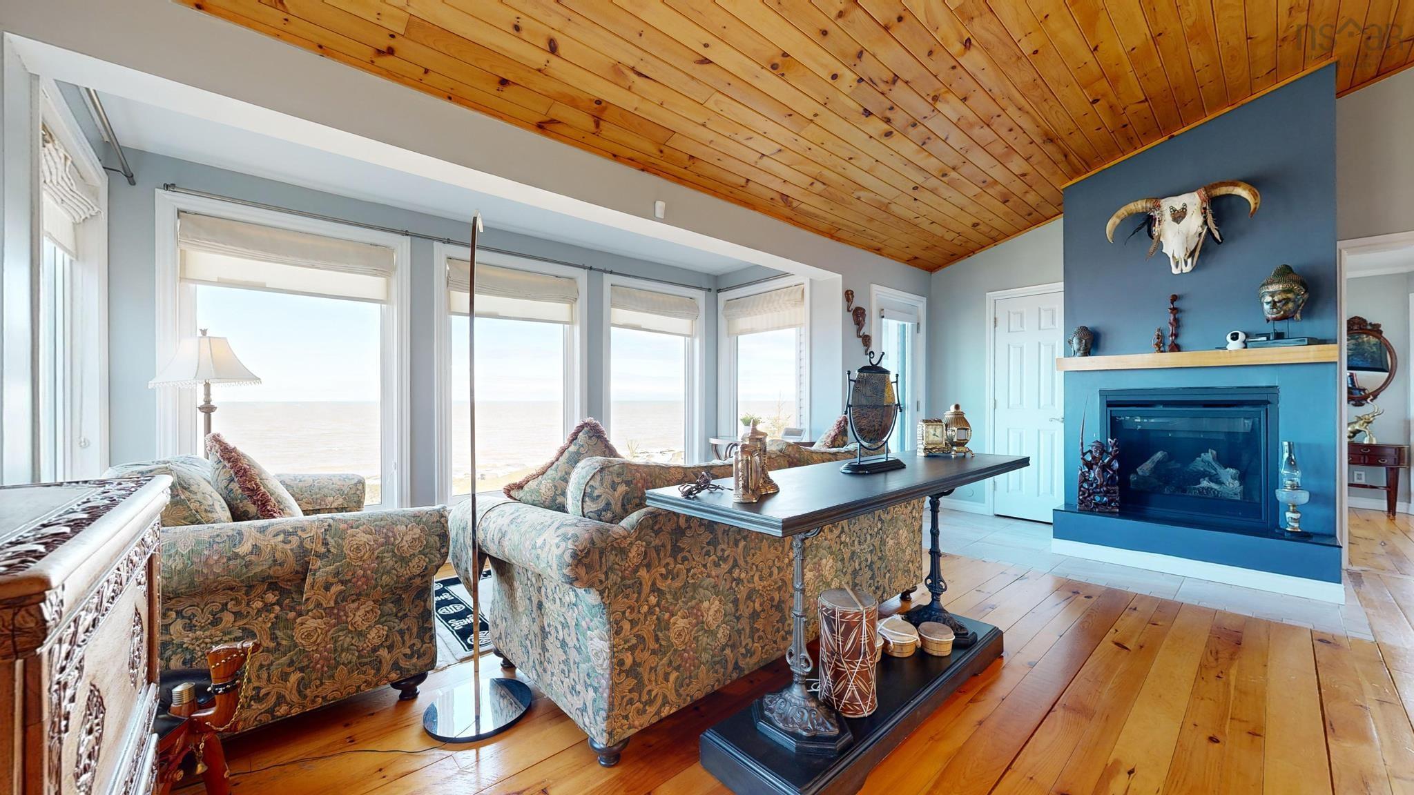 $595,000.00: 59 Sunset Avenue, Phinneys Cove