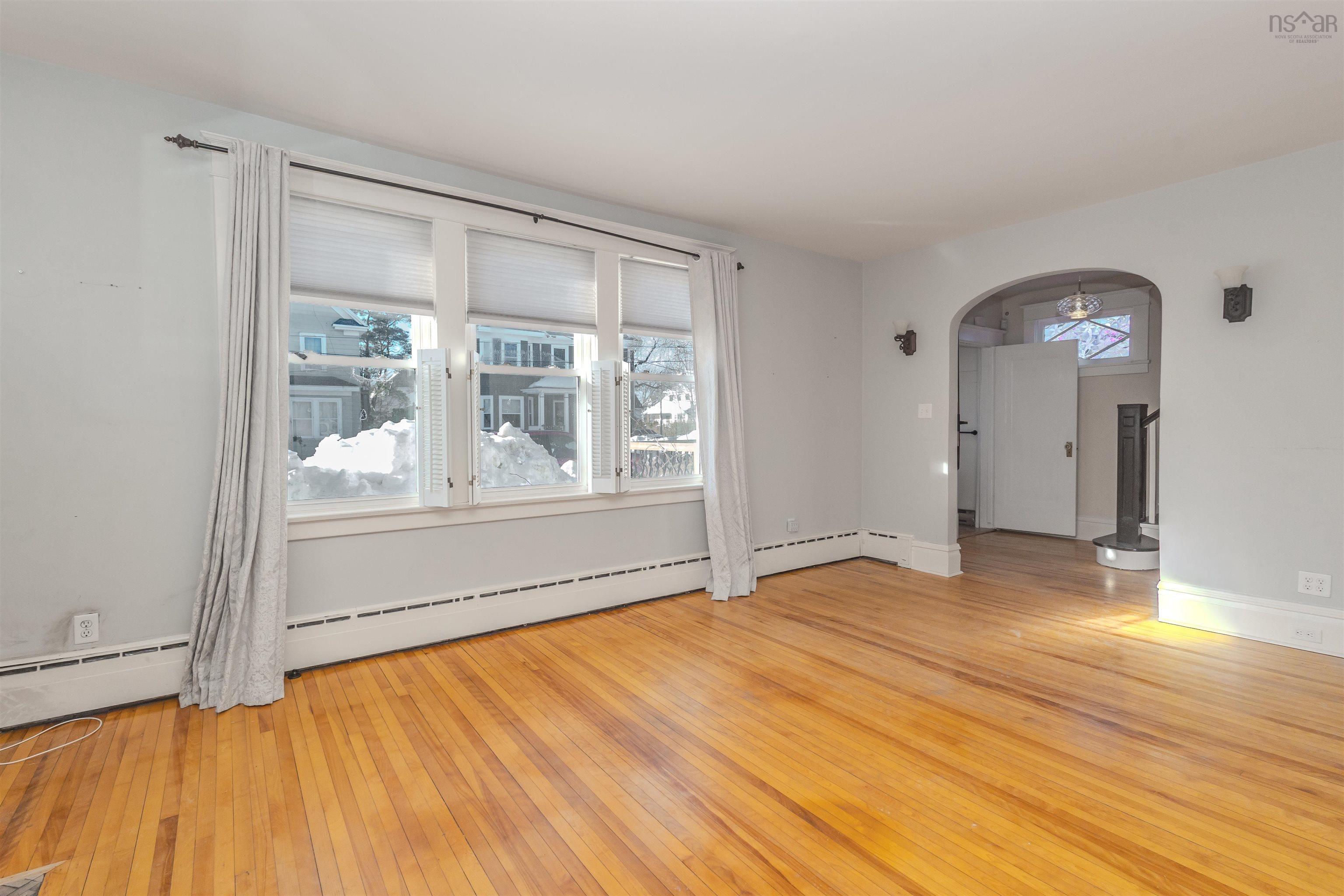 $280,000.00: 194 Park Street, Sydney