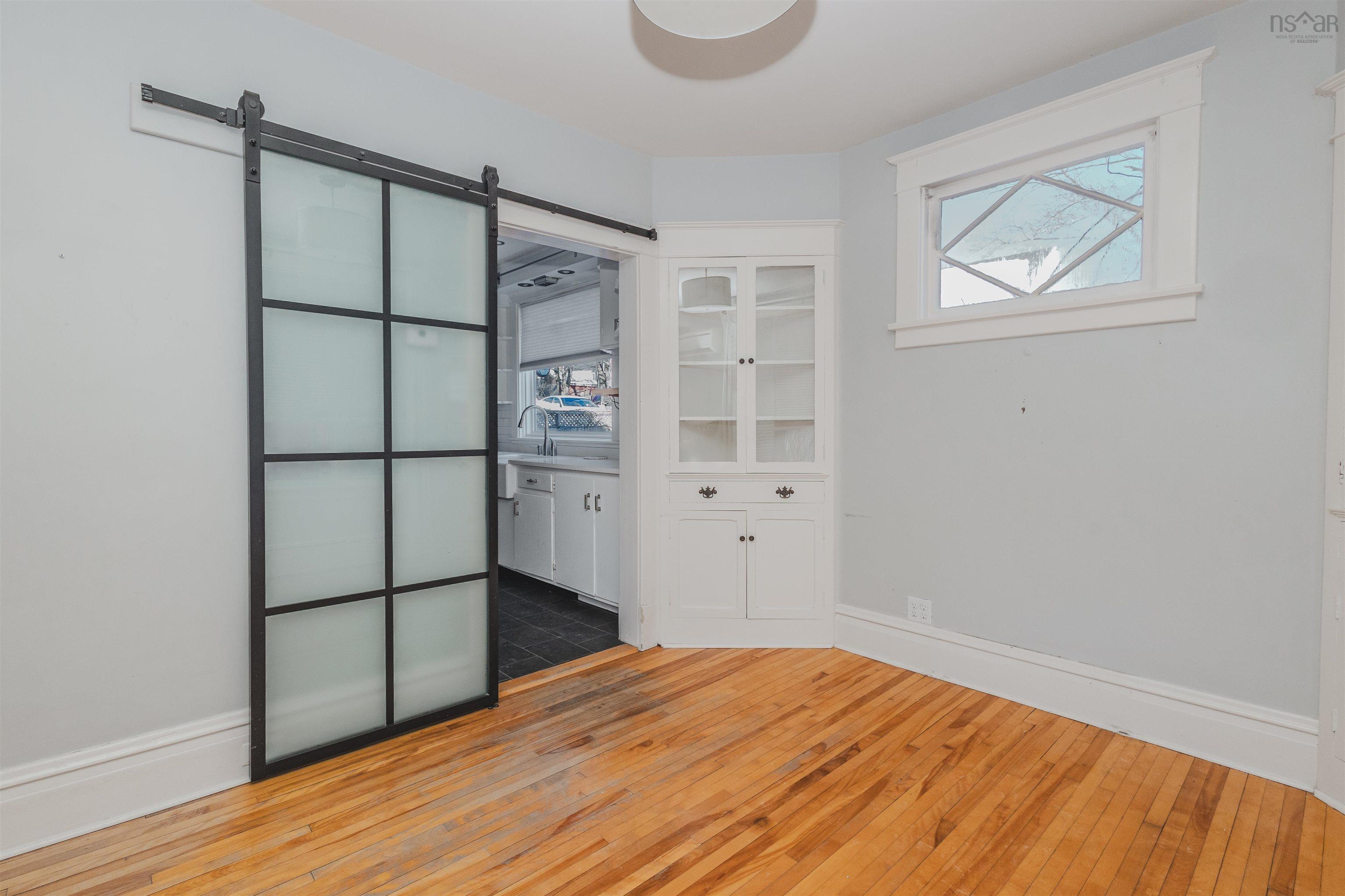 $280,000.00: 194 Park Street, Sydney