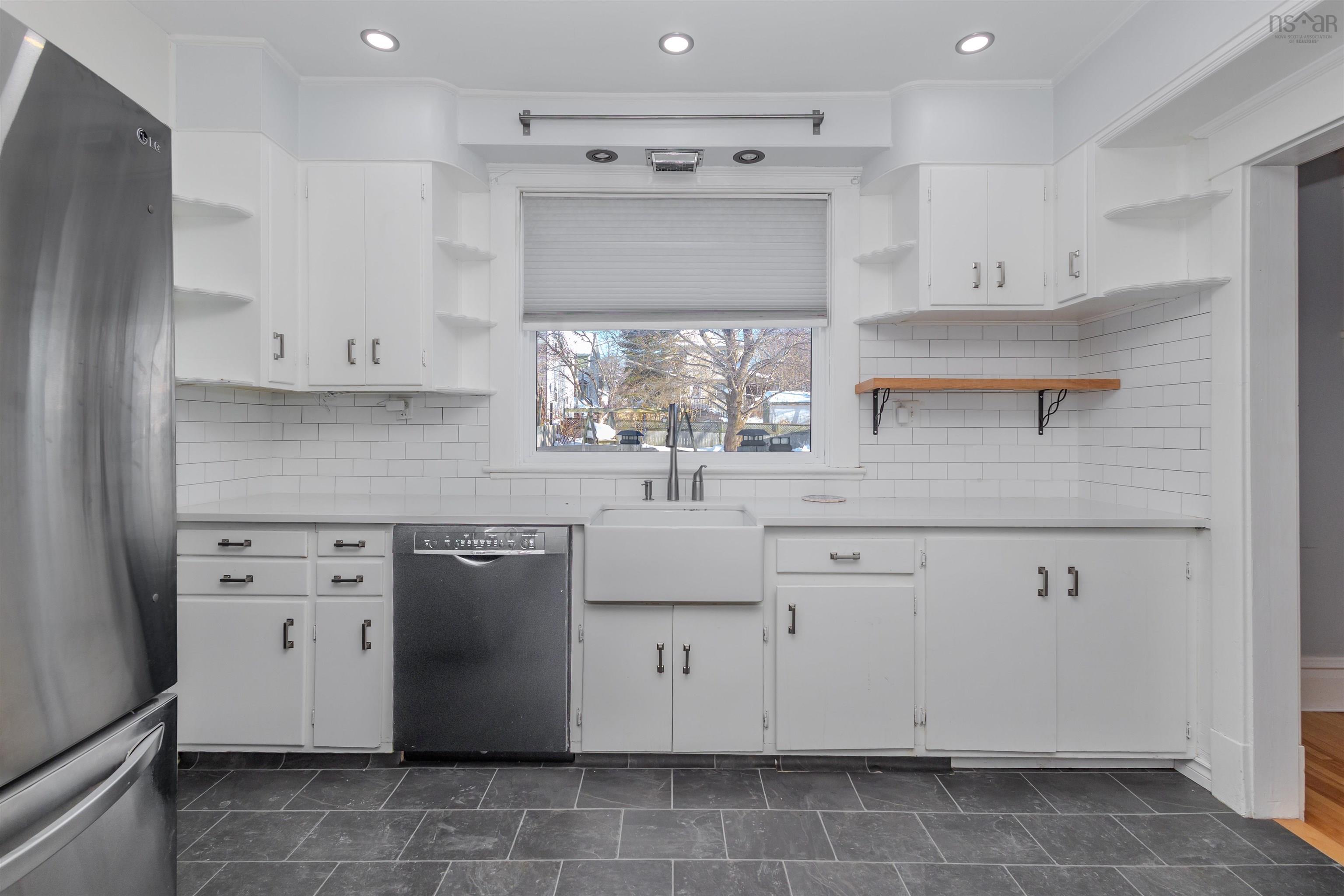 $280,000.00: 194 Park Street, Sydney