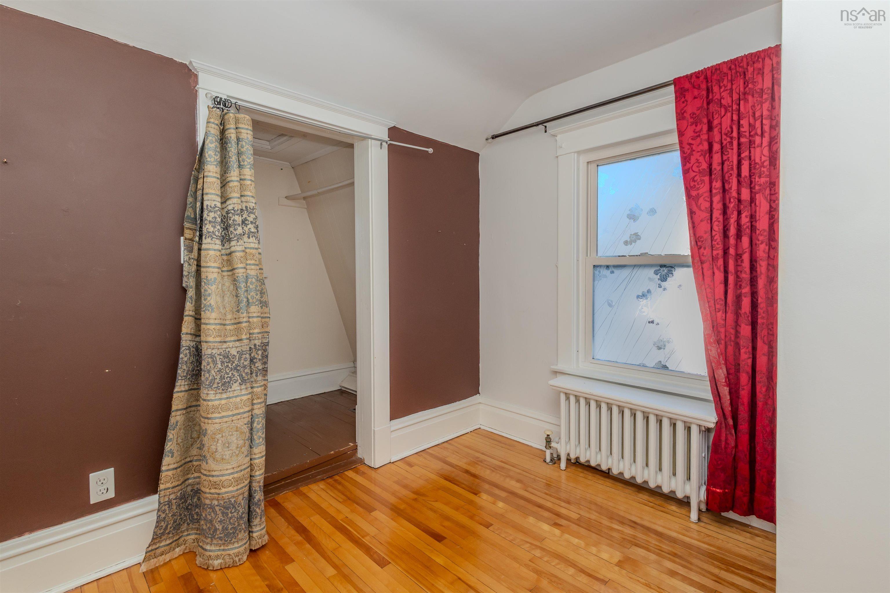 $280,000.00: 194 Park Street, Sydney