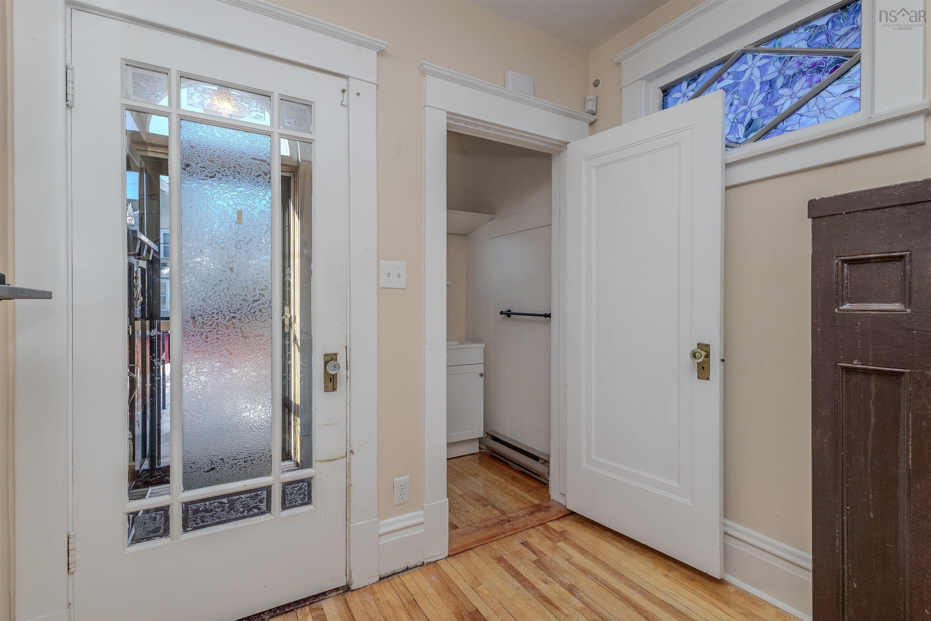 $280,000.00: 194 Park Street, Sydney