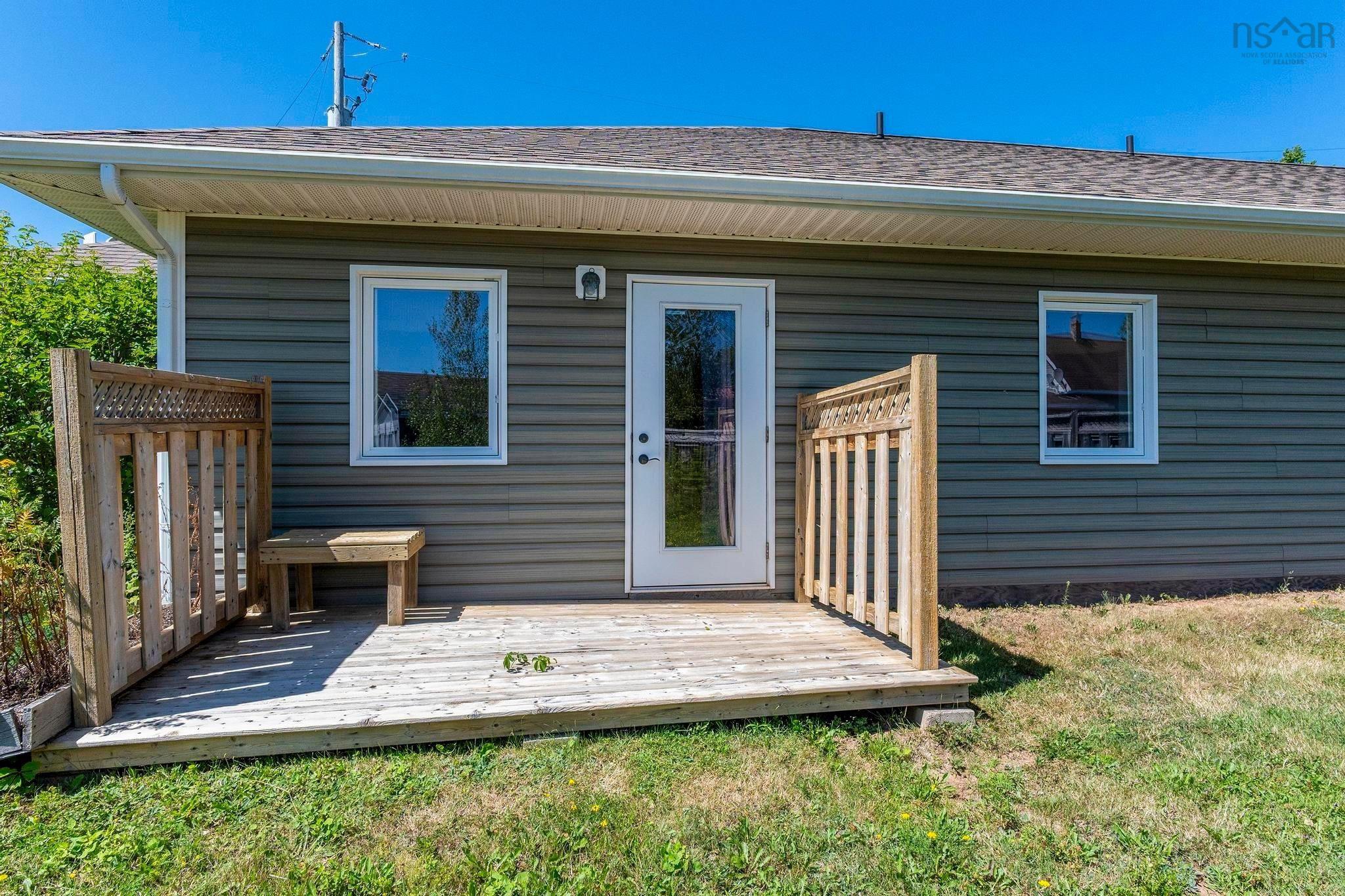 $279,900.00: 1 88 Main, Tatamagouche