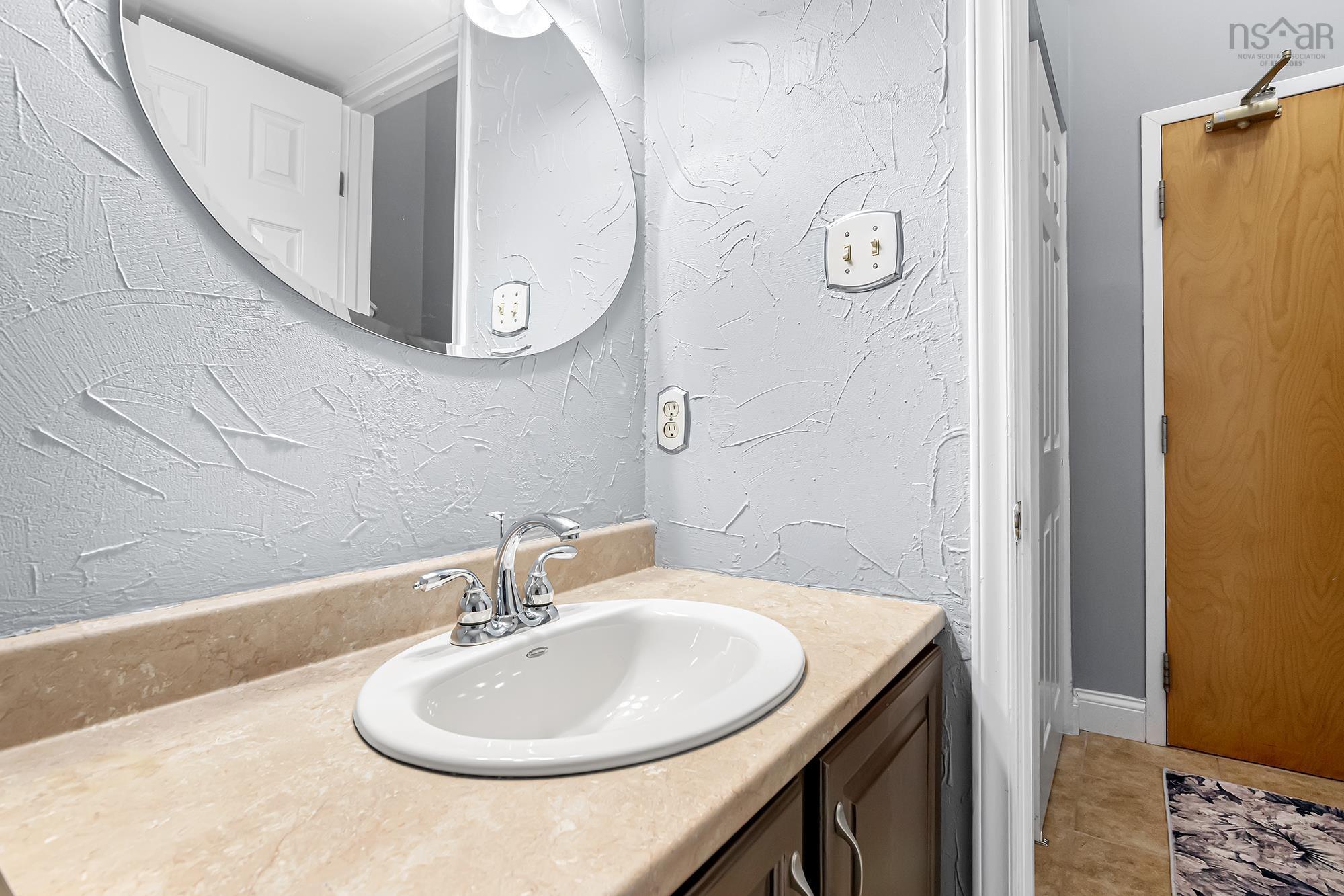 104 158 Farnham Gate Road, Halifax, NS (MLS 202603204)