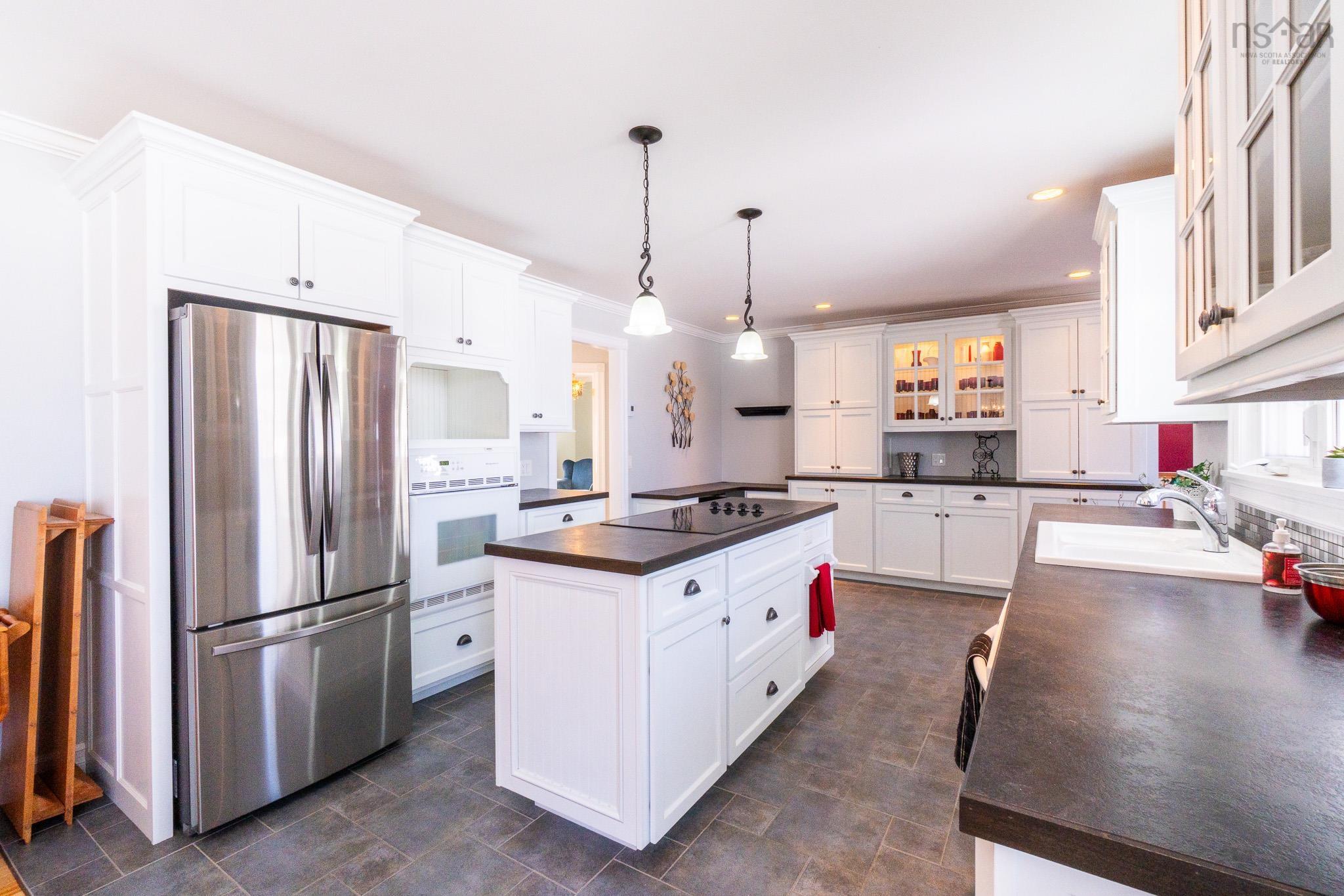 $495,000.00: 408 Belcher Street, Belcher Street