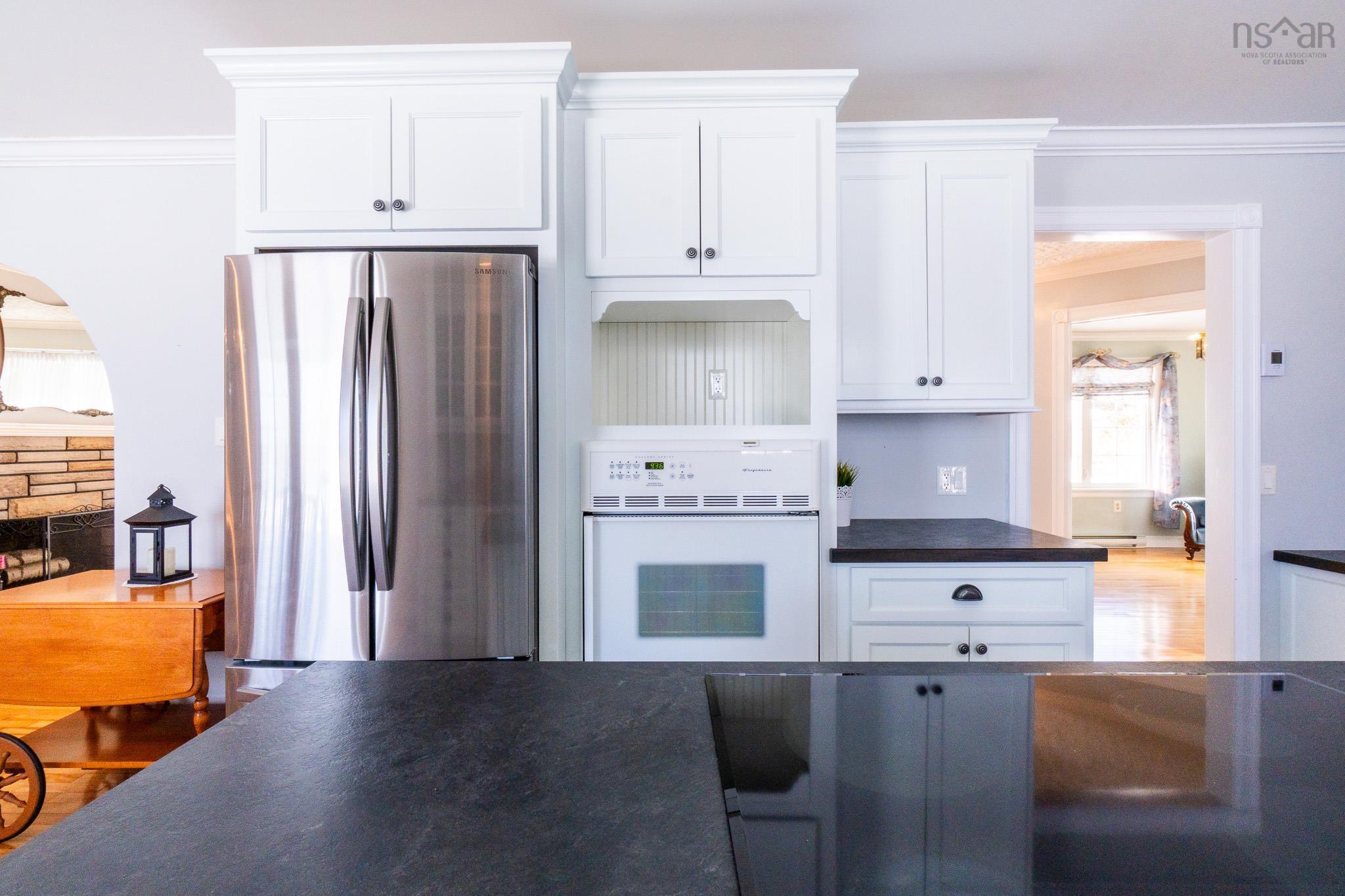 $495,000.00: 408 Belcher Street, Belcher Street