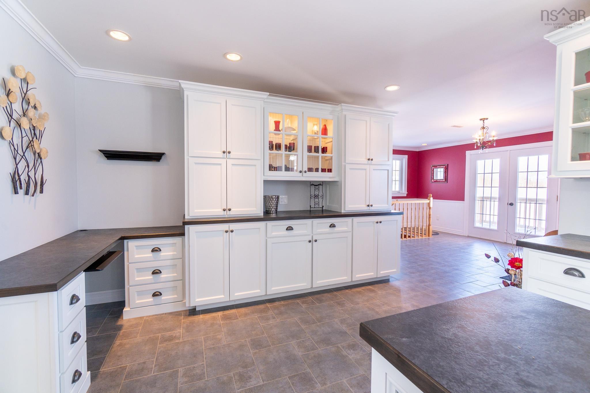 $495,000.00: 408 Belcher Street, Belcher Street