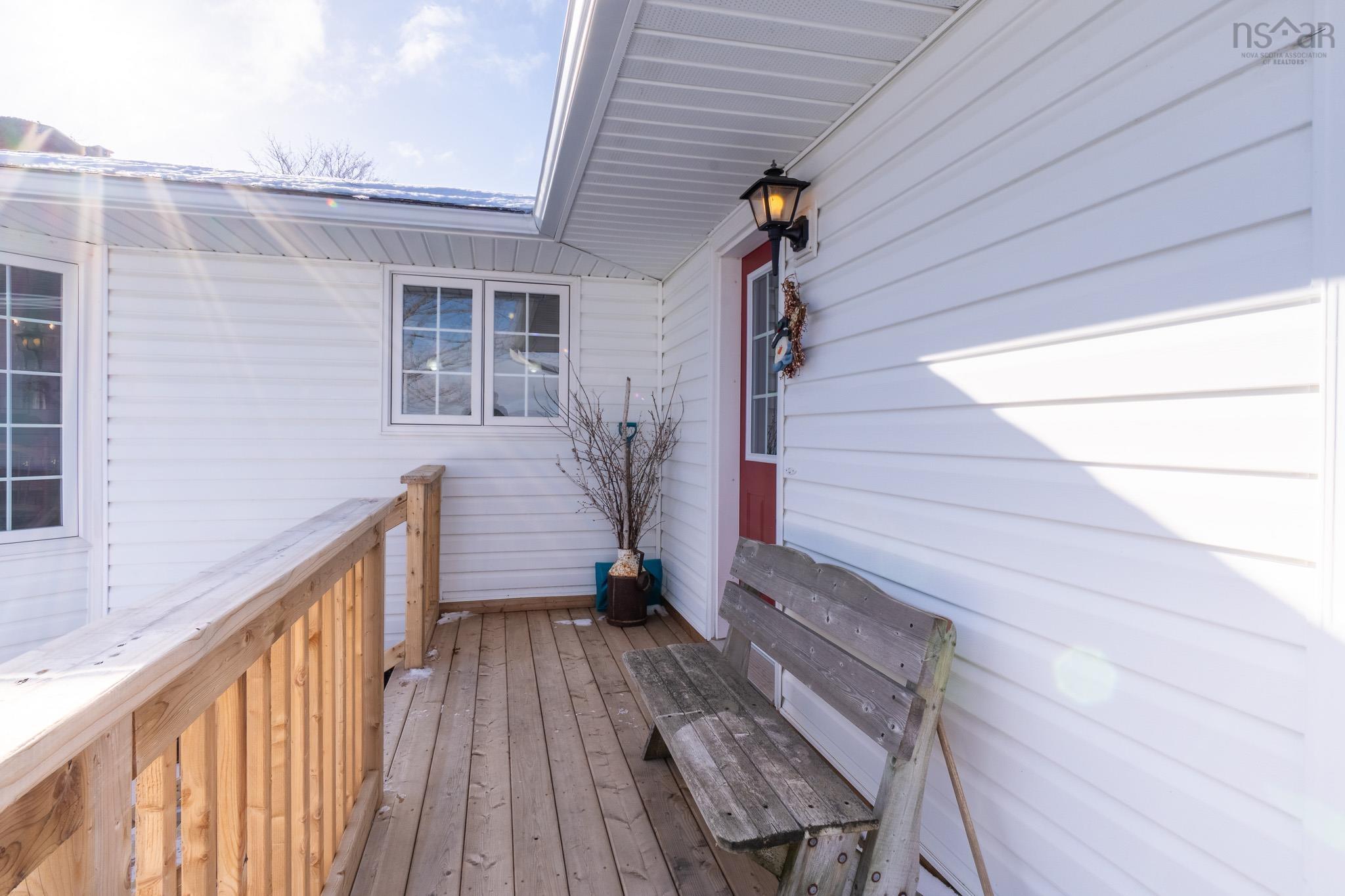 $495,000.00: 408 Belcher Street, Belcher Street