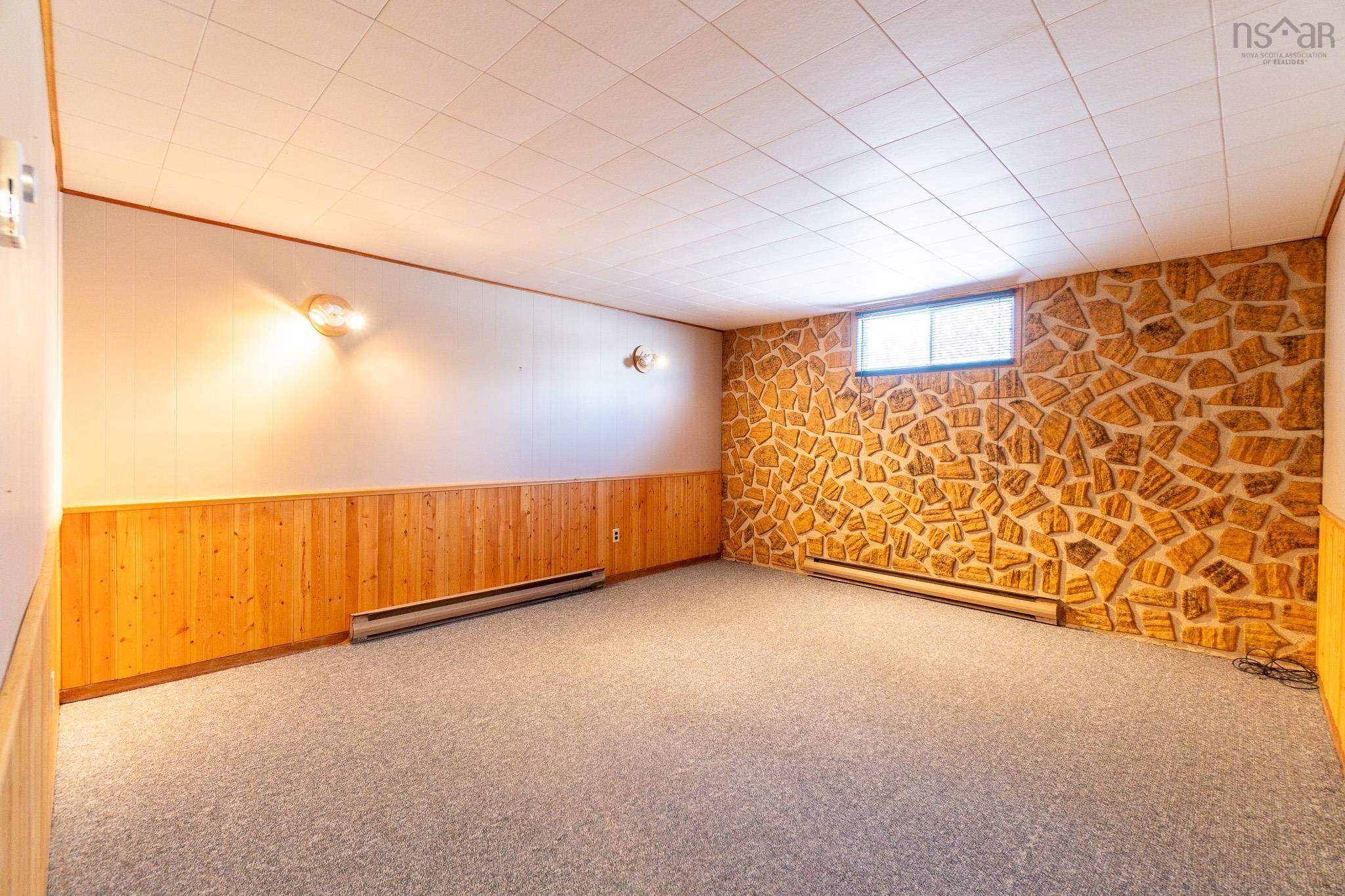 $495,000.00: 408 Belcher Street, Belcher Street