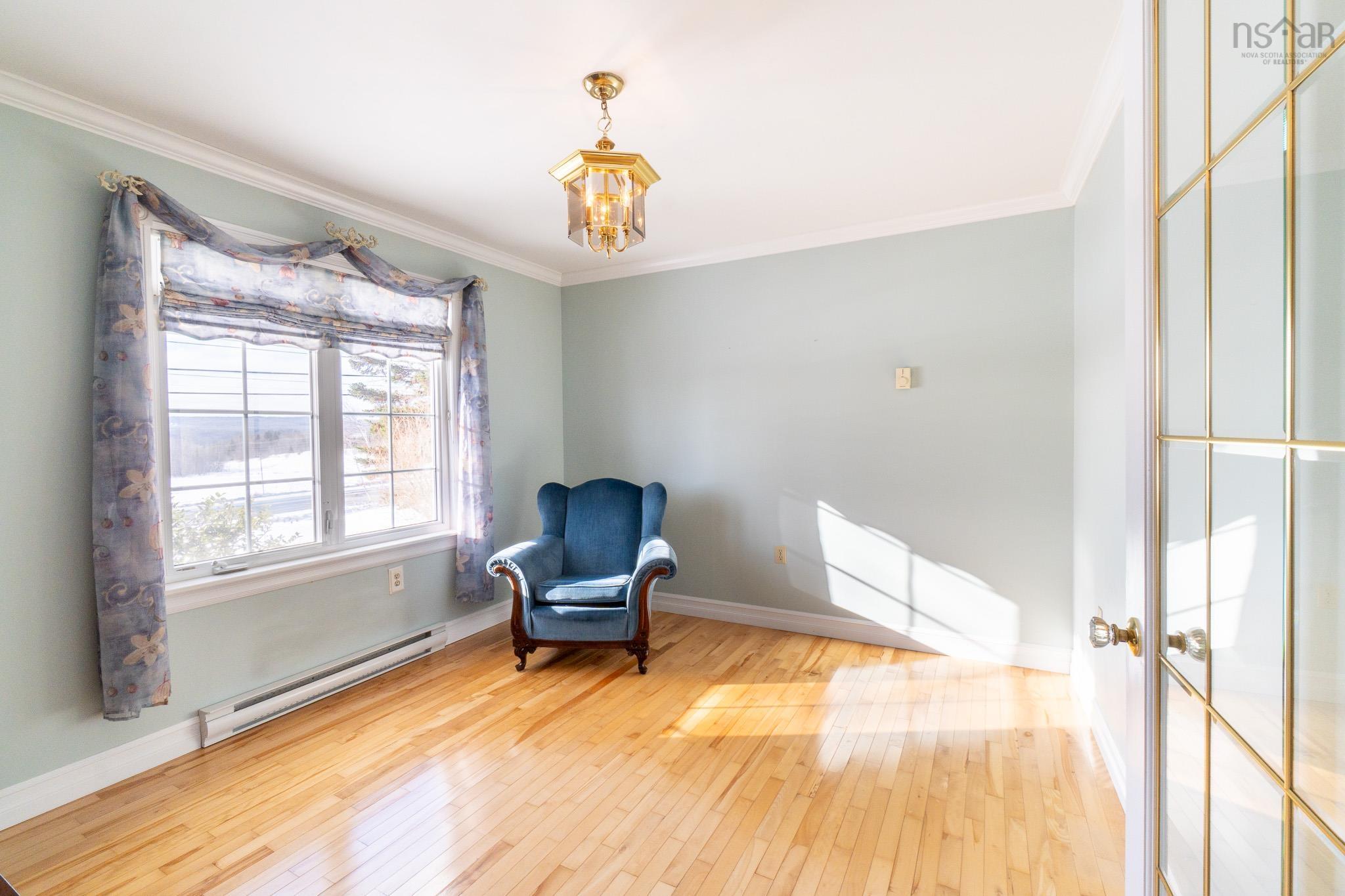 $495,000.00: 408 Belcher Street, Belcher Street