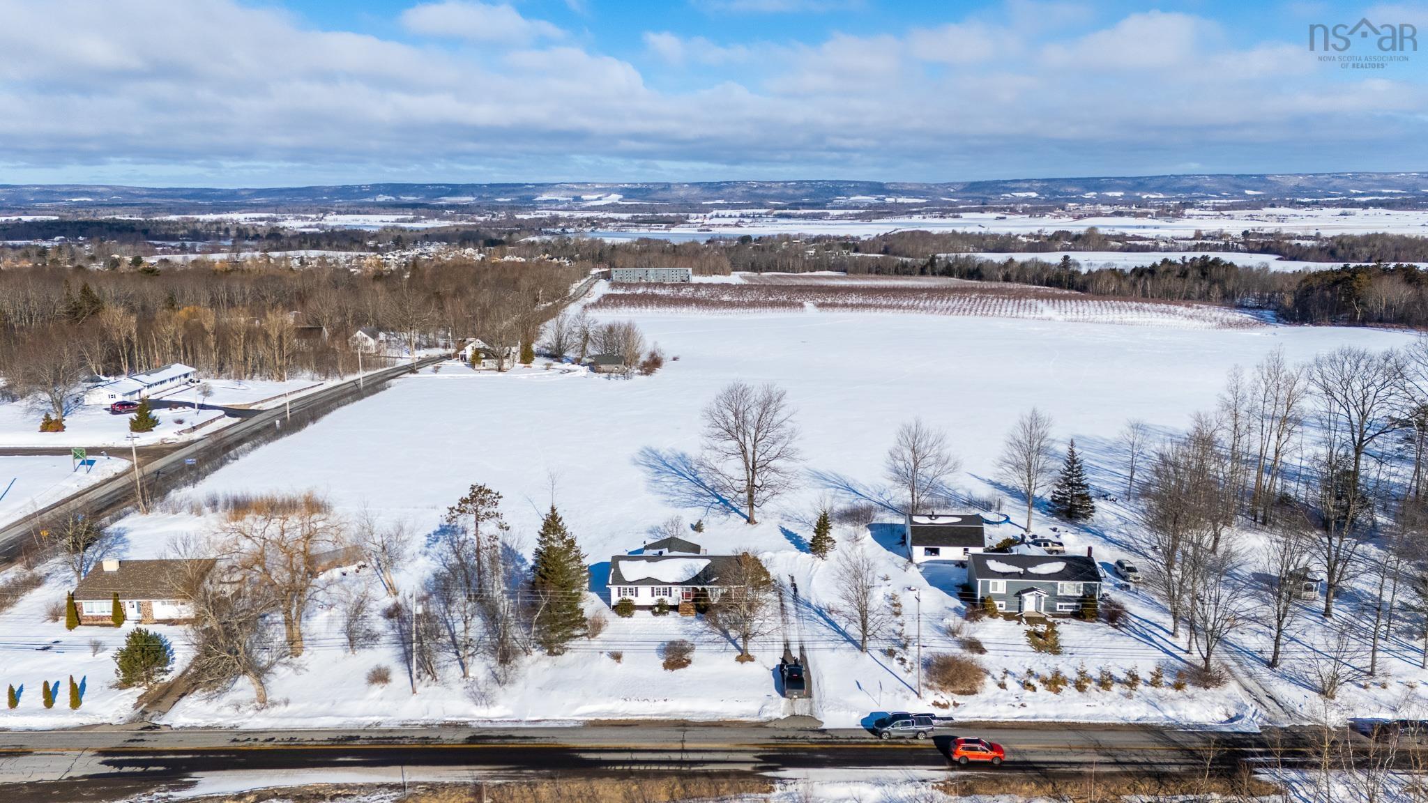 $495,000.00: 408 Belcher Street, Belcher Street