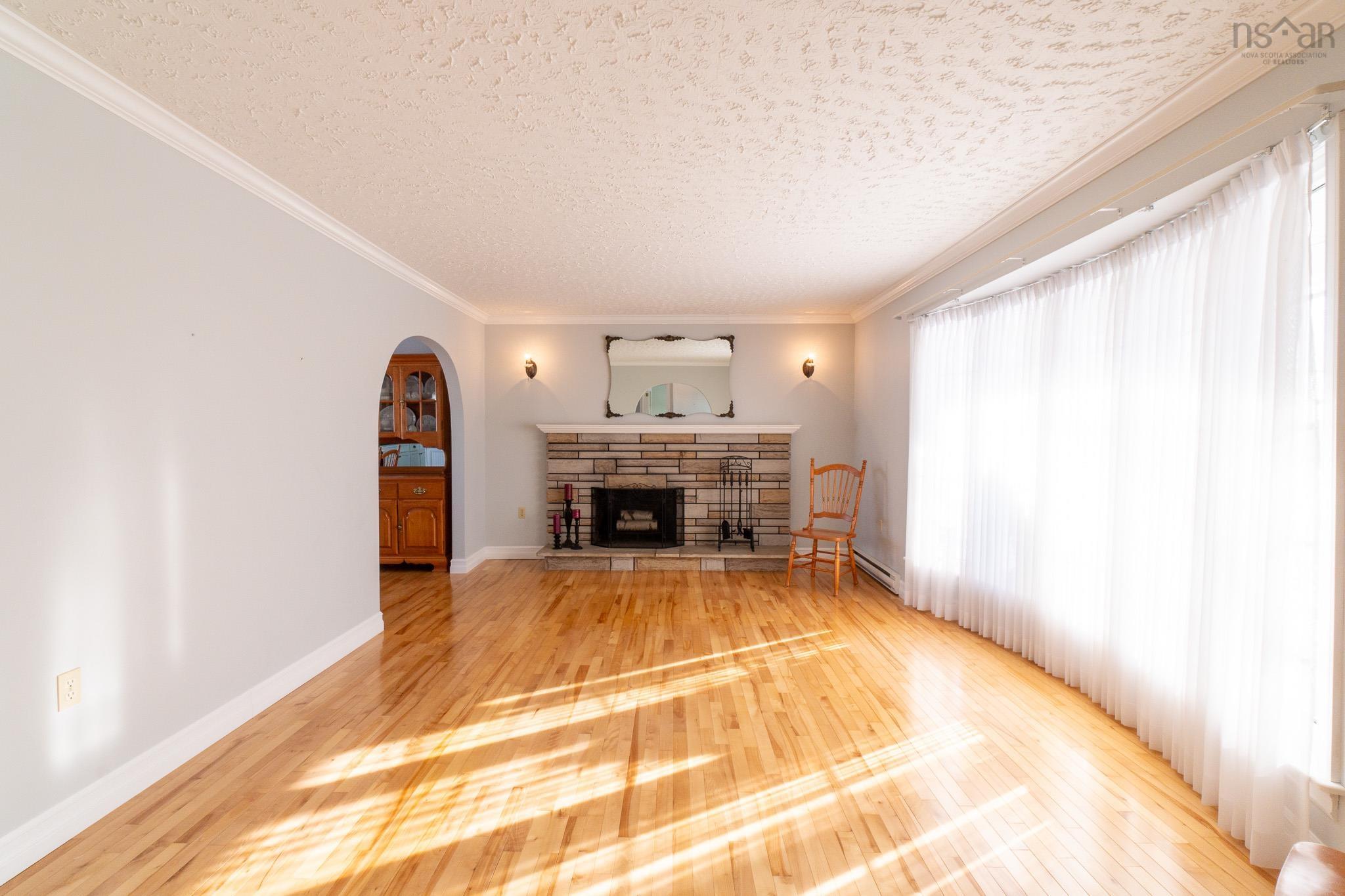 $495,000.00: 408 Belcher Street, Belcher Street