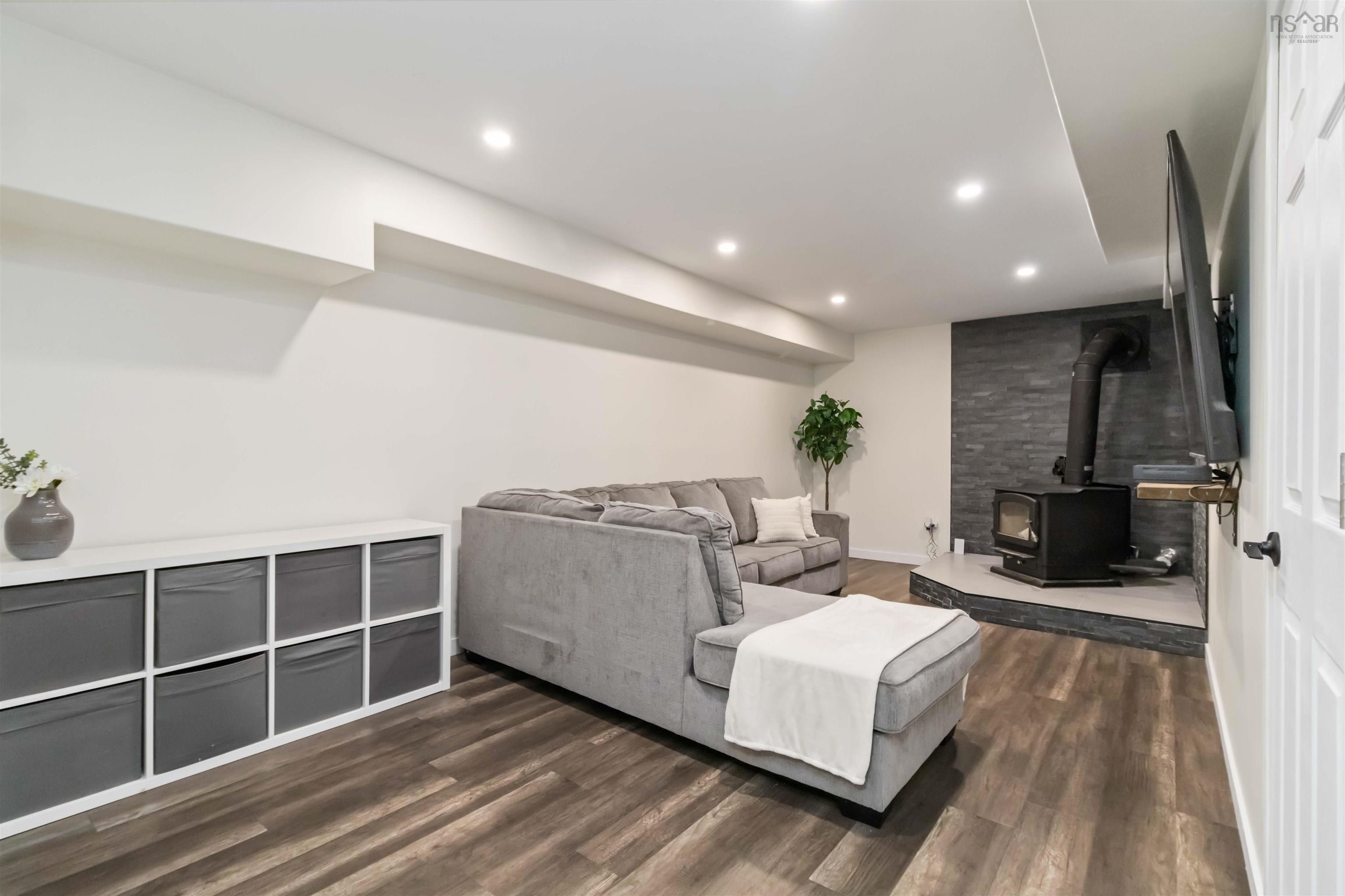 $499,900.00: 17 Harbourview Inn Loop, Salmon River Bridge