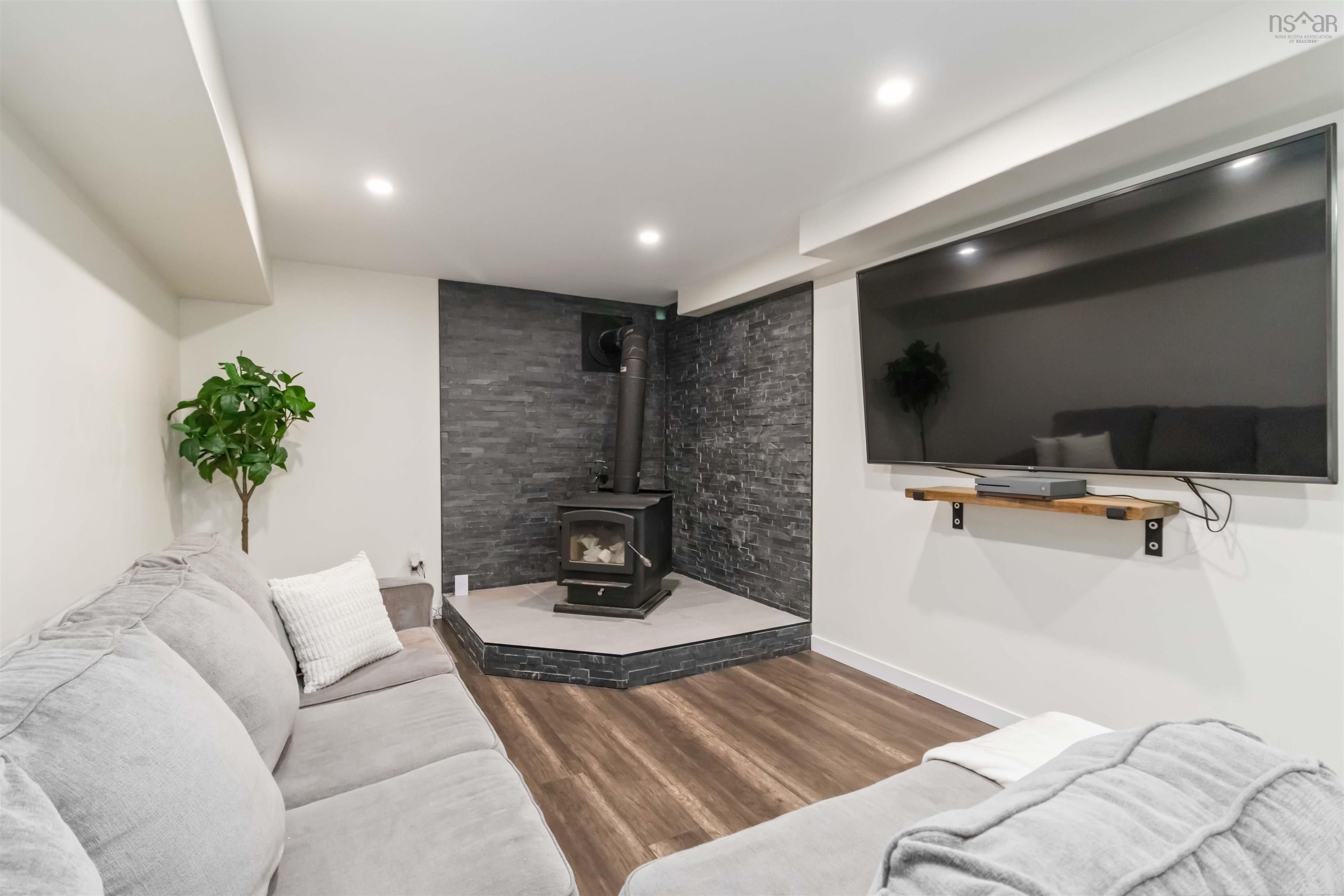 $499,900.00: 17 Harbourview Inn Loop, Salmon River Bridge