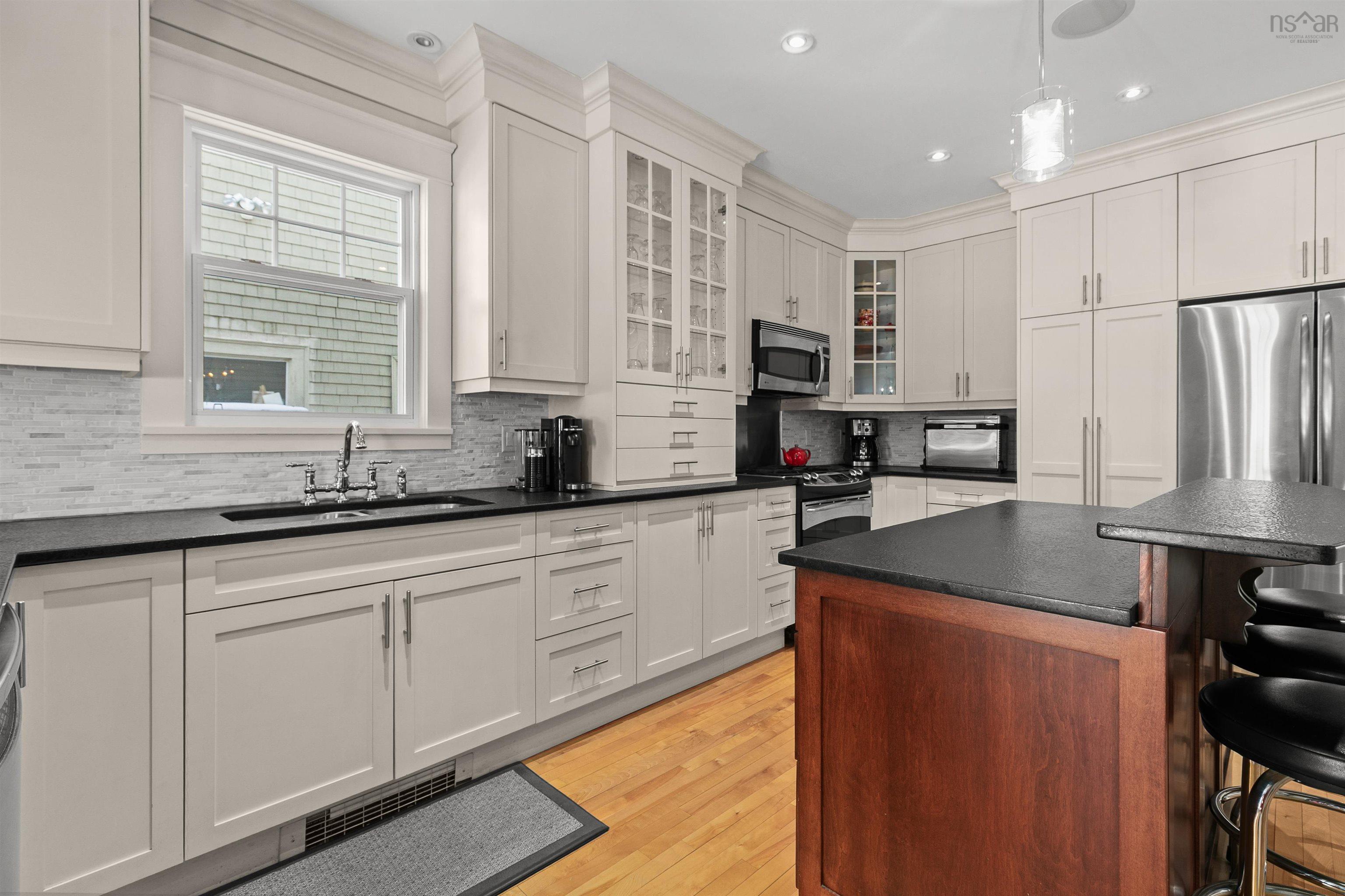 1588 Chestnut Street, Halifax, NS (MLS 202603226)