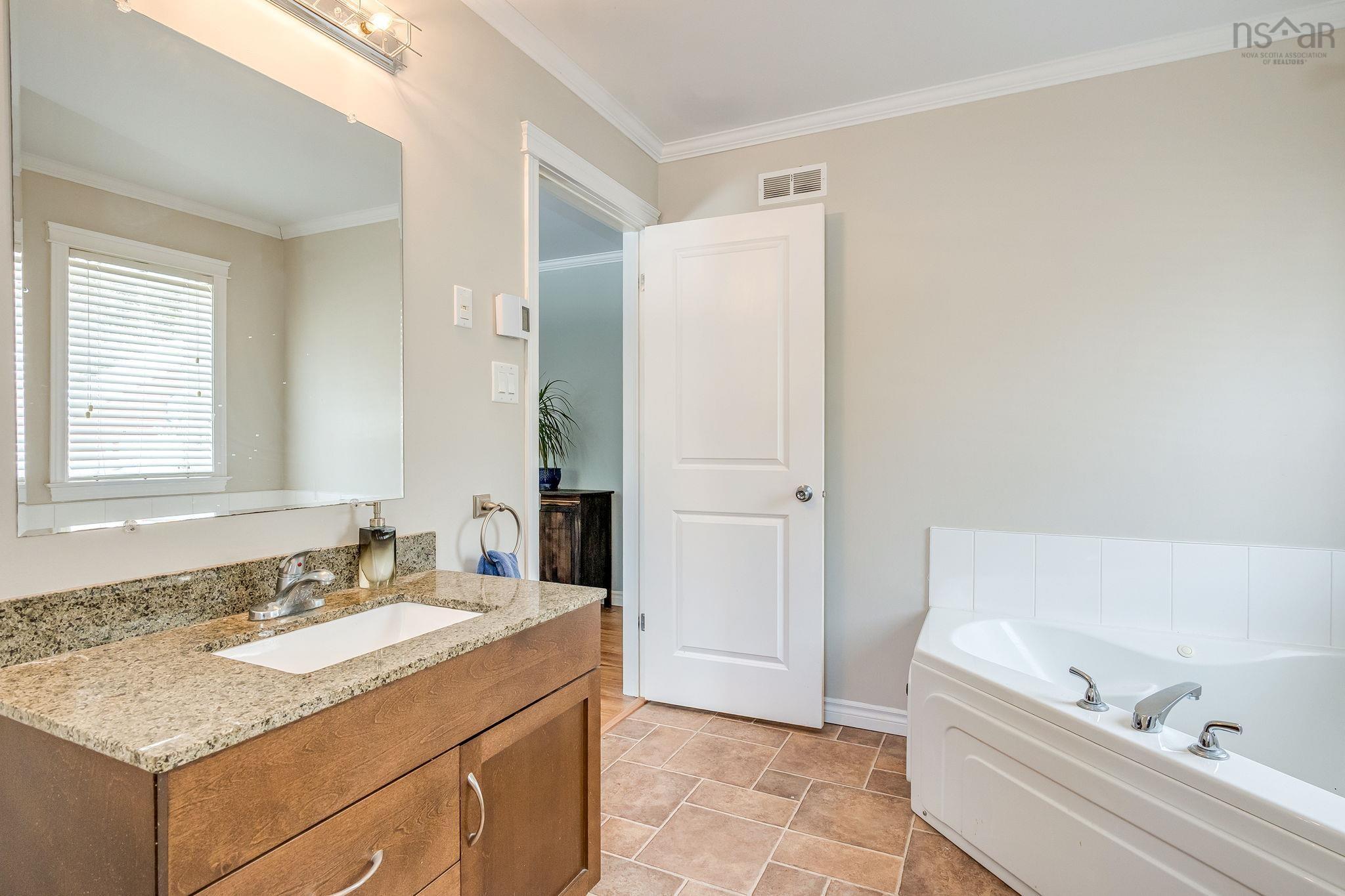 $529,900.00: 47 Wolf Drive, Hubbards