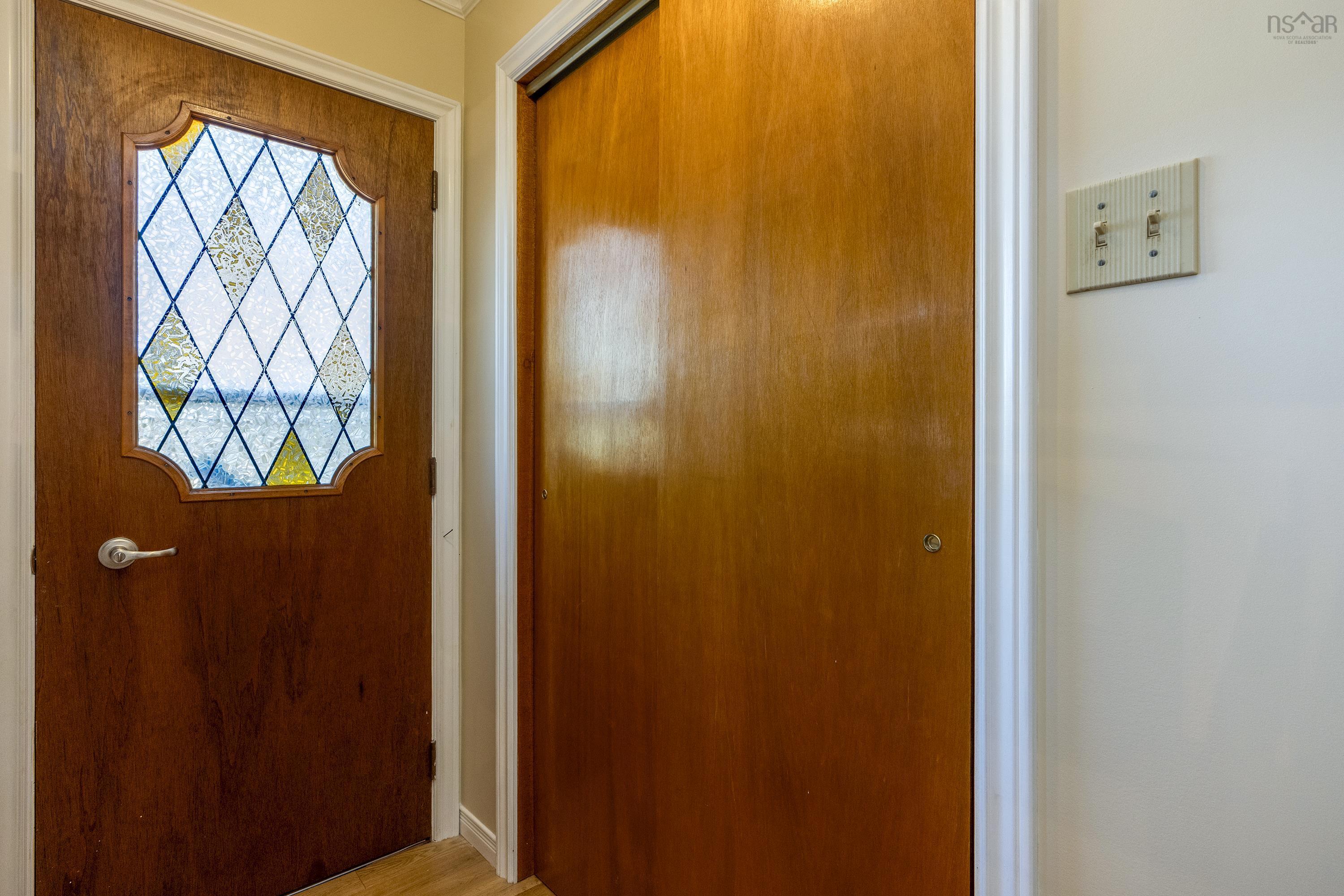 $399,000.00: 1084 Ridge Road, North Range