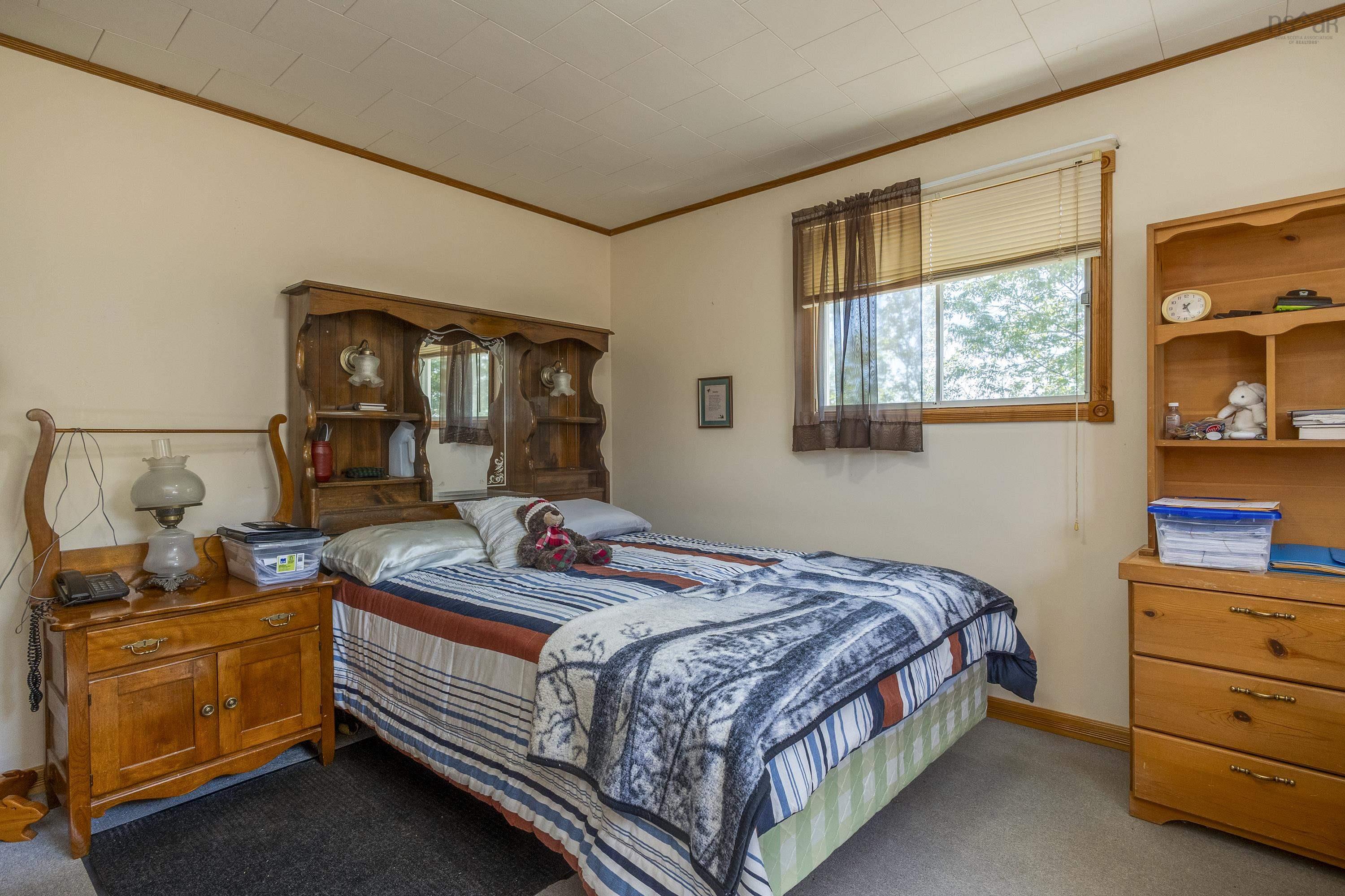 $399,000.00: 1084 Ridge Road, North Range