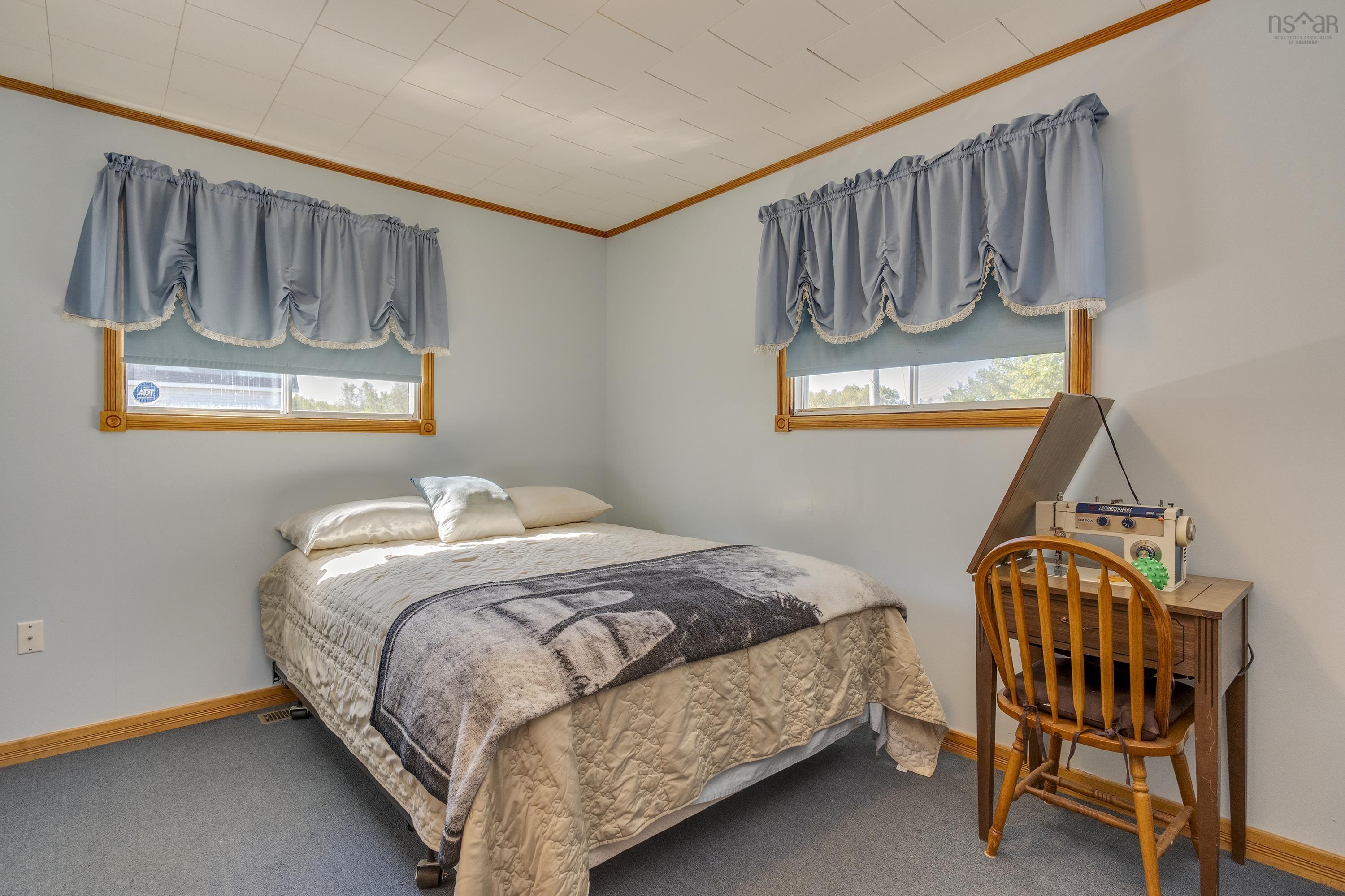 $399,000.00: 1084 Ridge Road, North Range