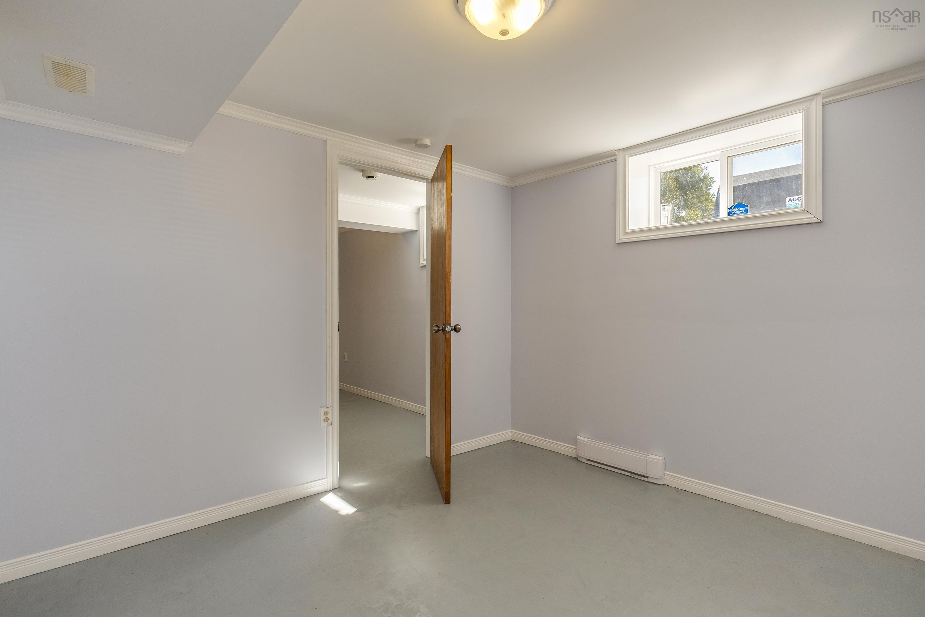 $399,000.00: 1084 Ridge Road, North Range