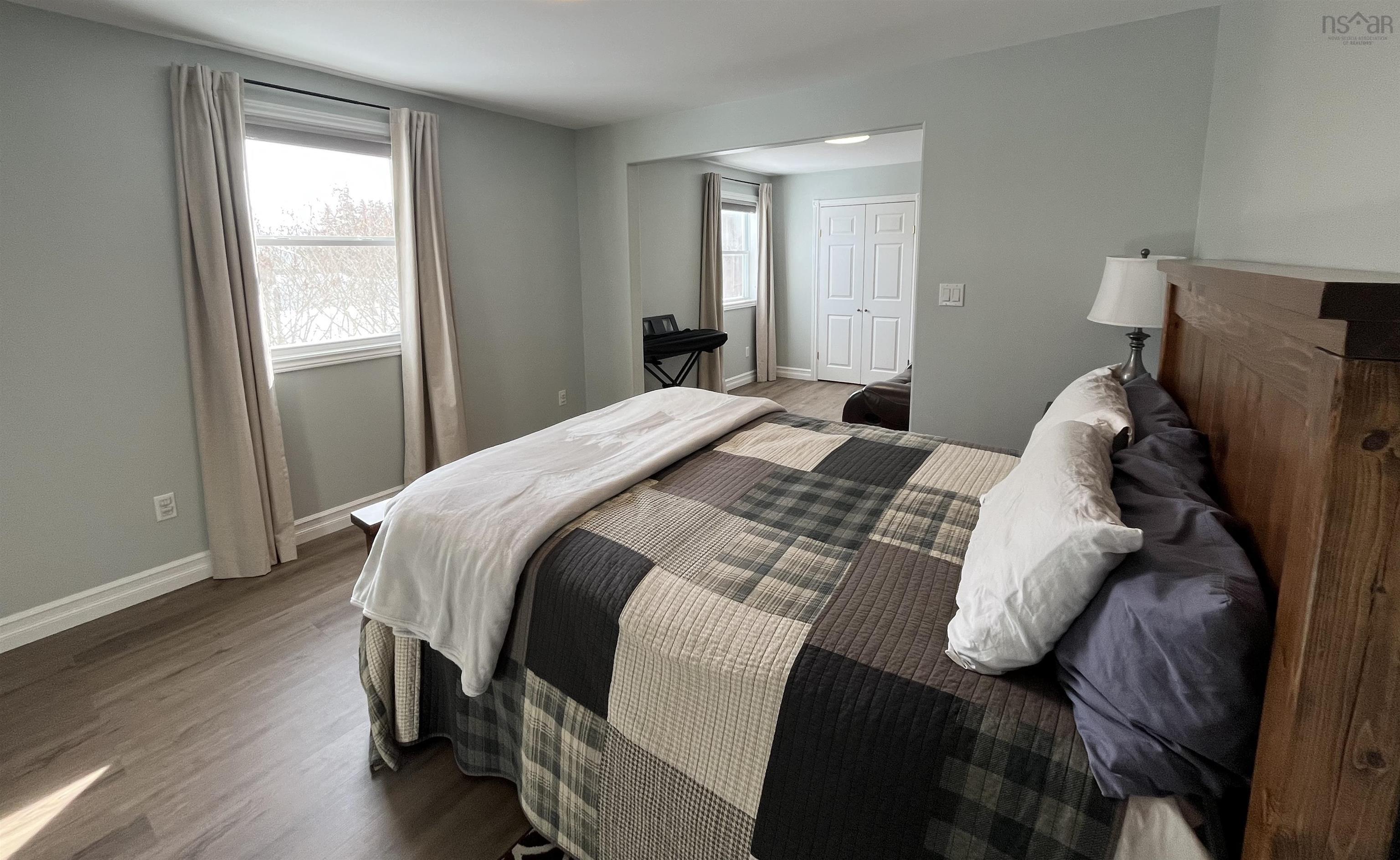 $400,000.00: 153 Island View Drive, Brass Hill