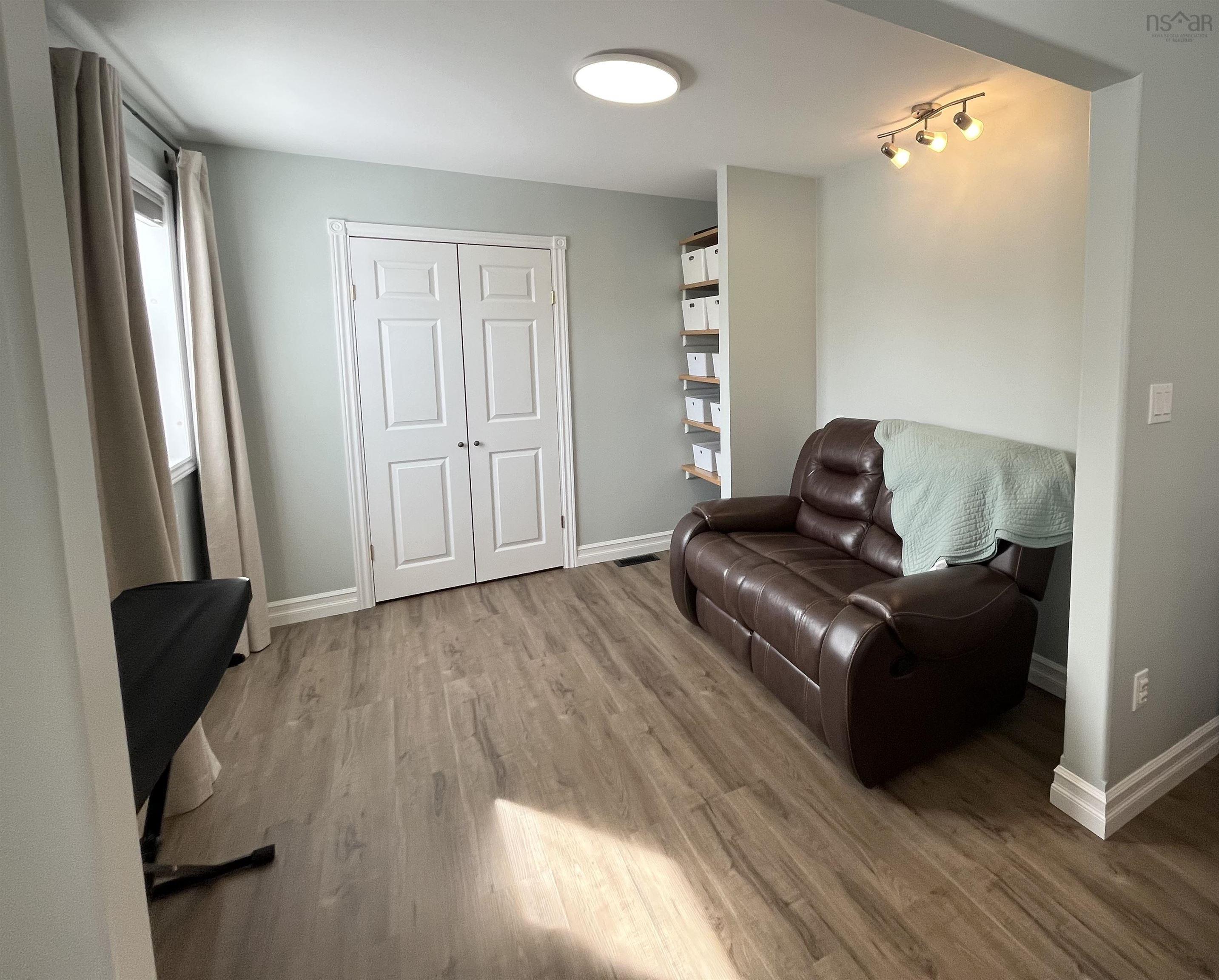 $400,000.00: 153 Island View Drive, Brass Hill