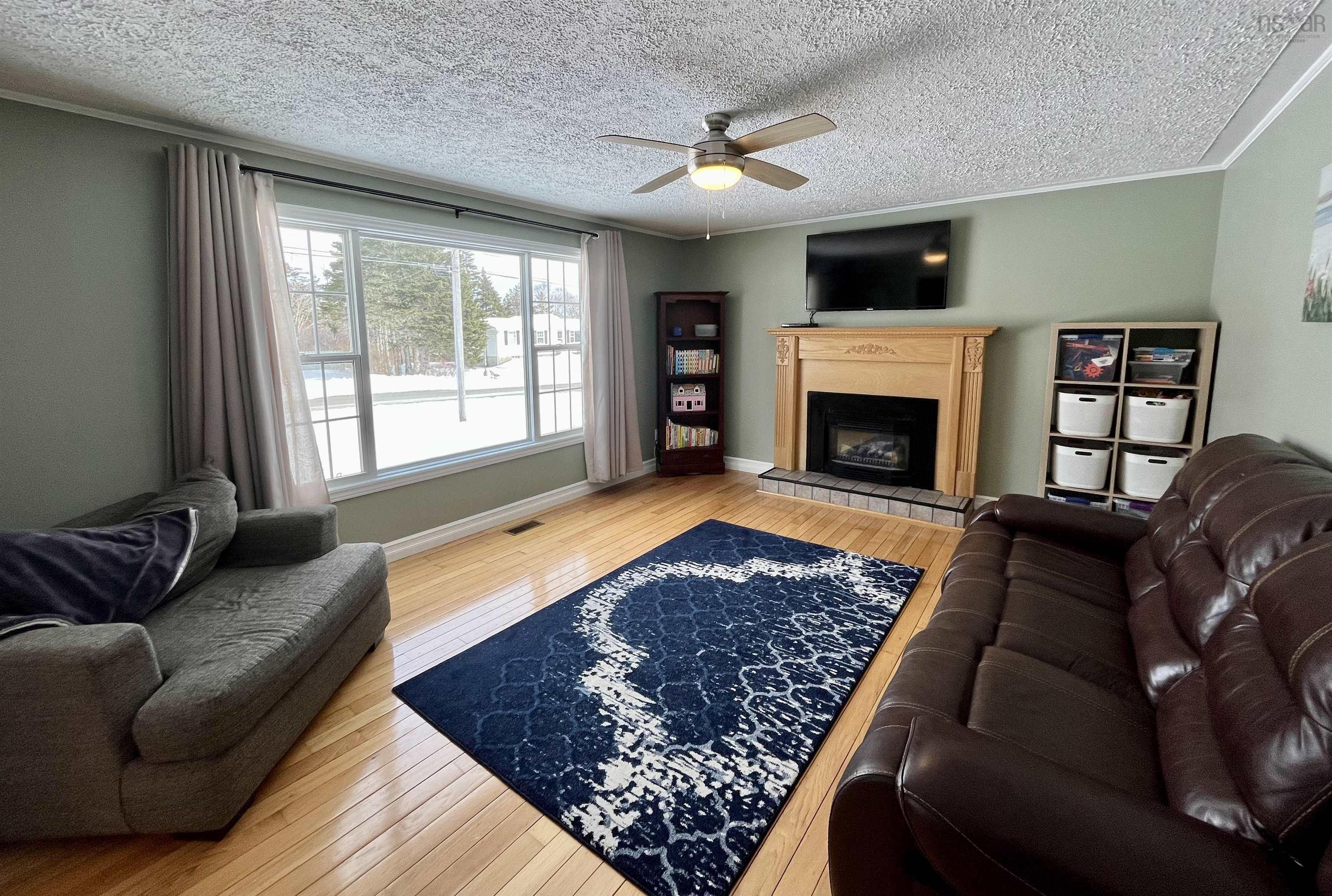 $375,000.00: 153 Island View Drive, Brass Hill
