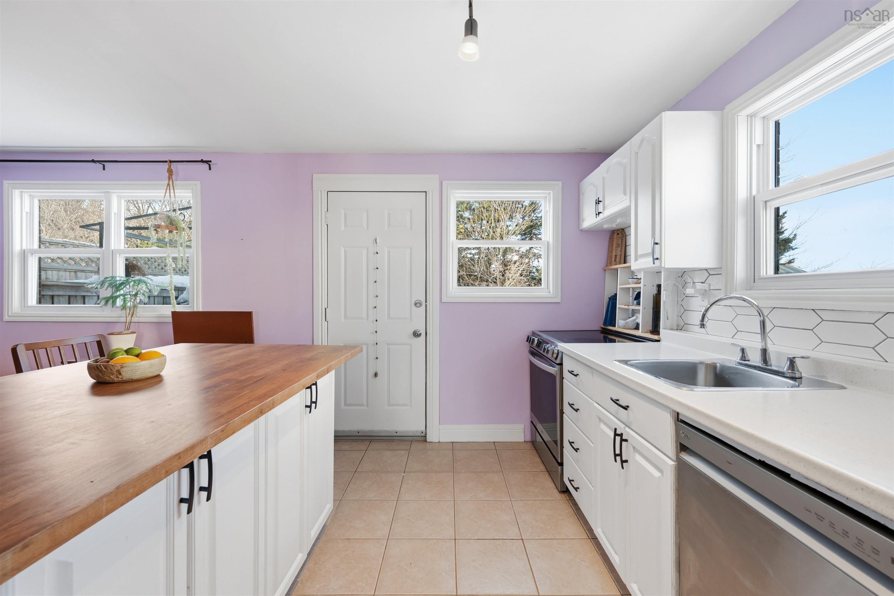 5 Apollo Court, Halifax, NS (MLS 202603240)