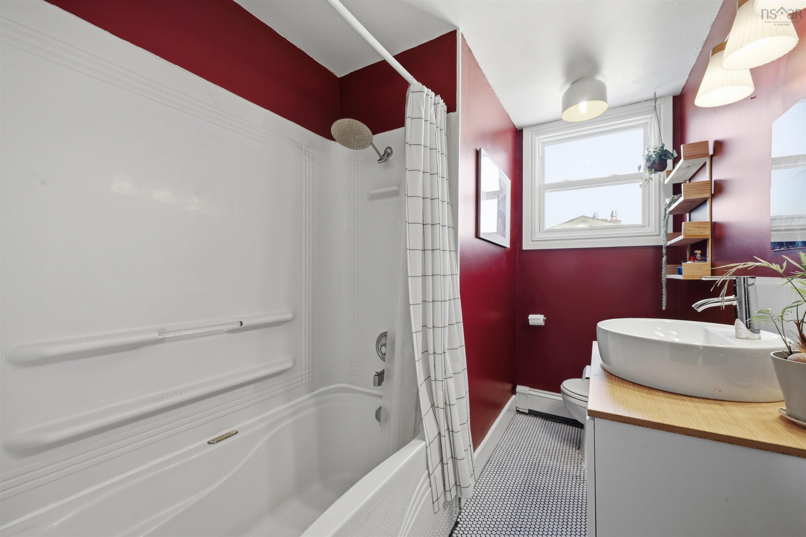 5 Apollo Court, Halifax, NS (MLS 202603240)