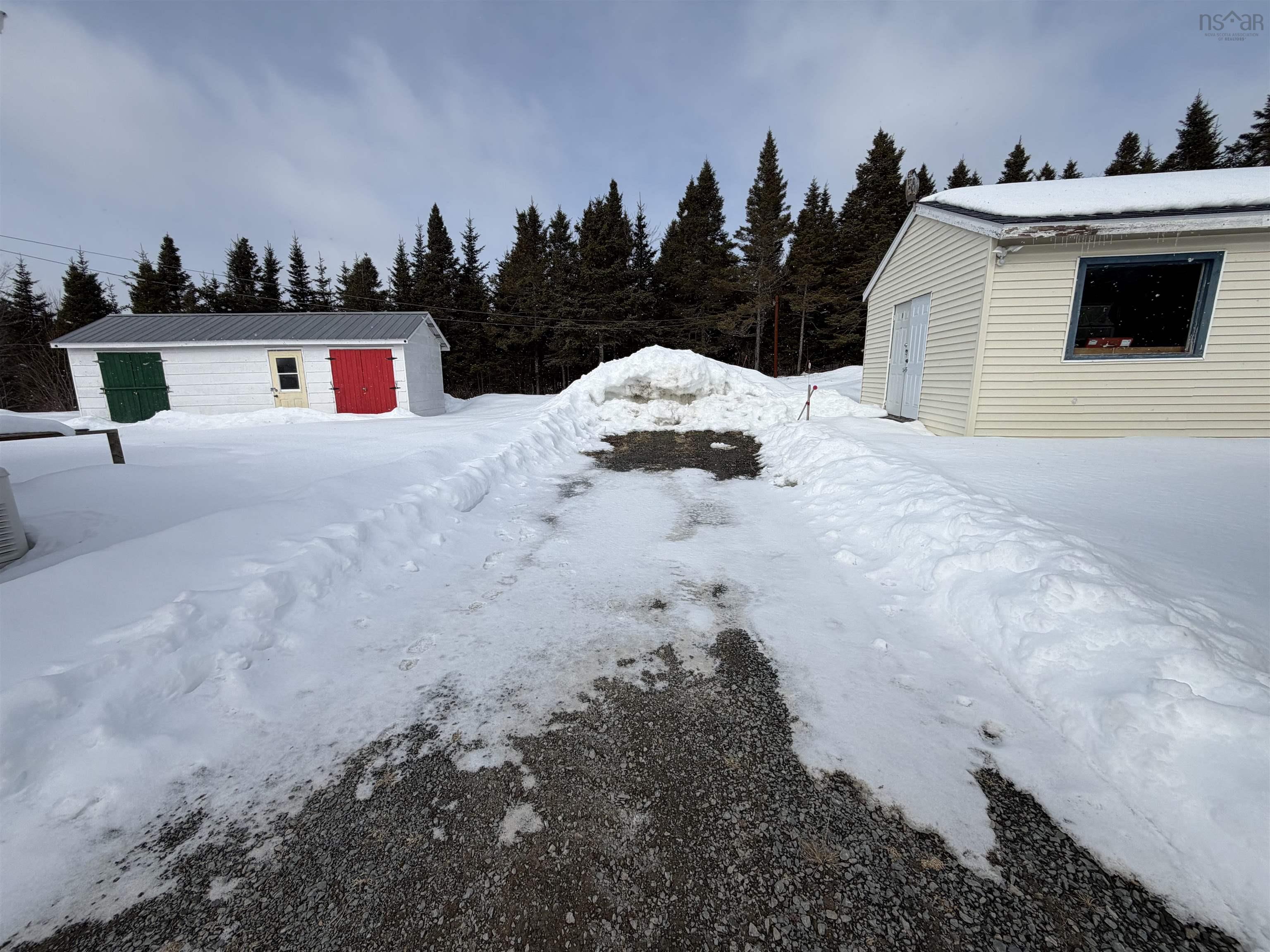 $259,900.00: 24585 Highway 7, Beaver Harbour