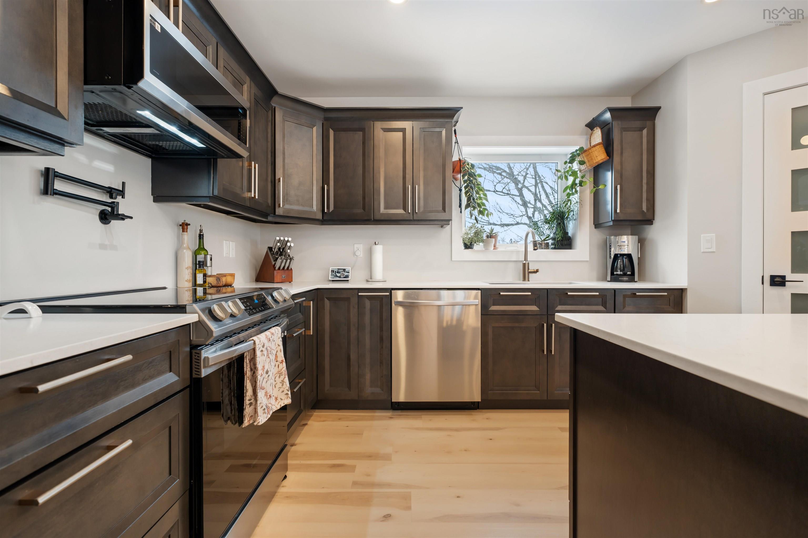 $499,000.00: 1613 MacKay Street, Westville