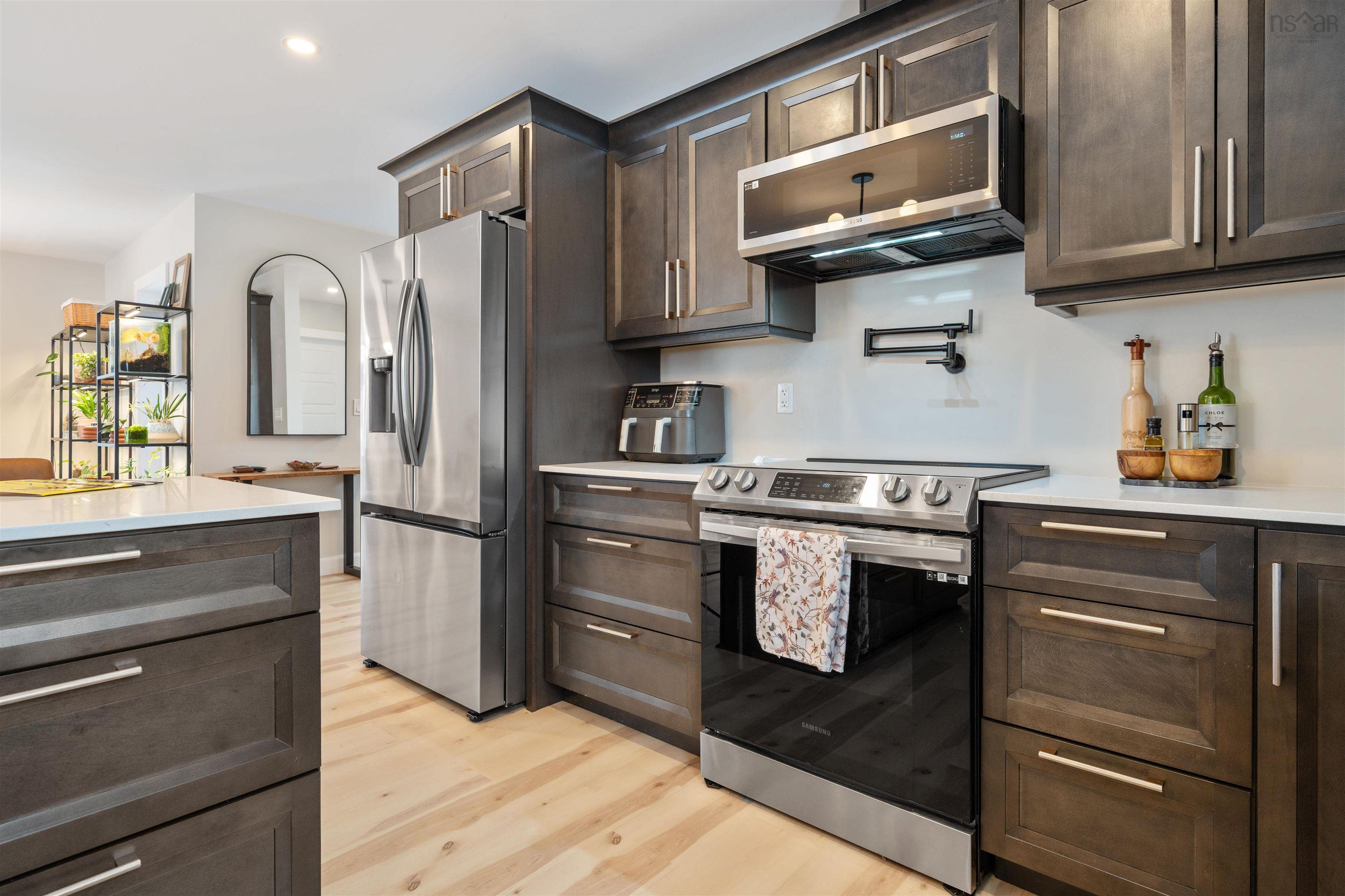 $499,000.00: 1613 MacKay Street, Westville