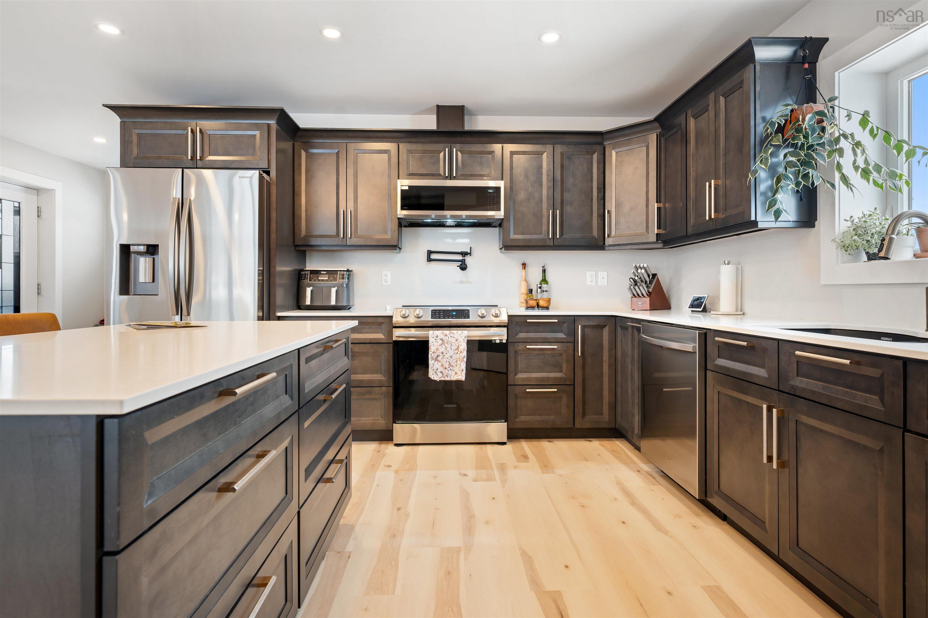 $499,000.00: 1613 MacKay Street, Westville