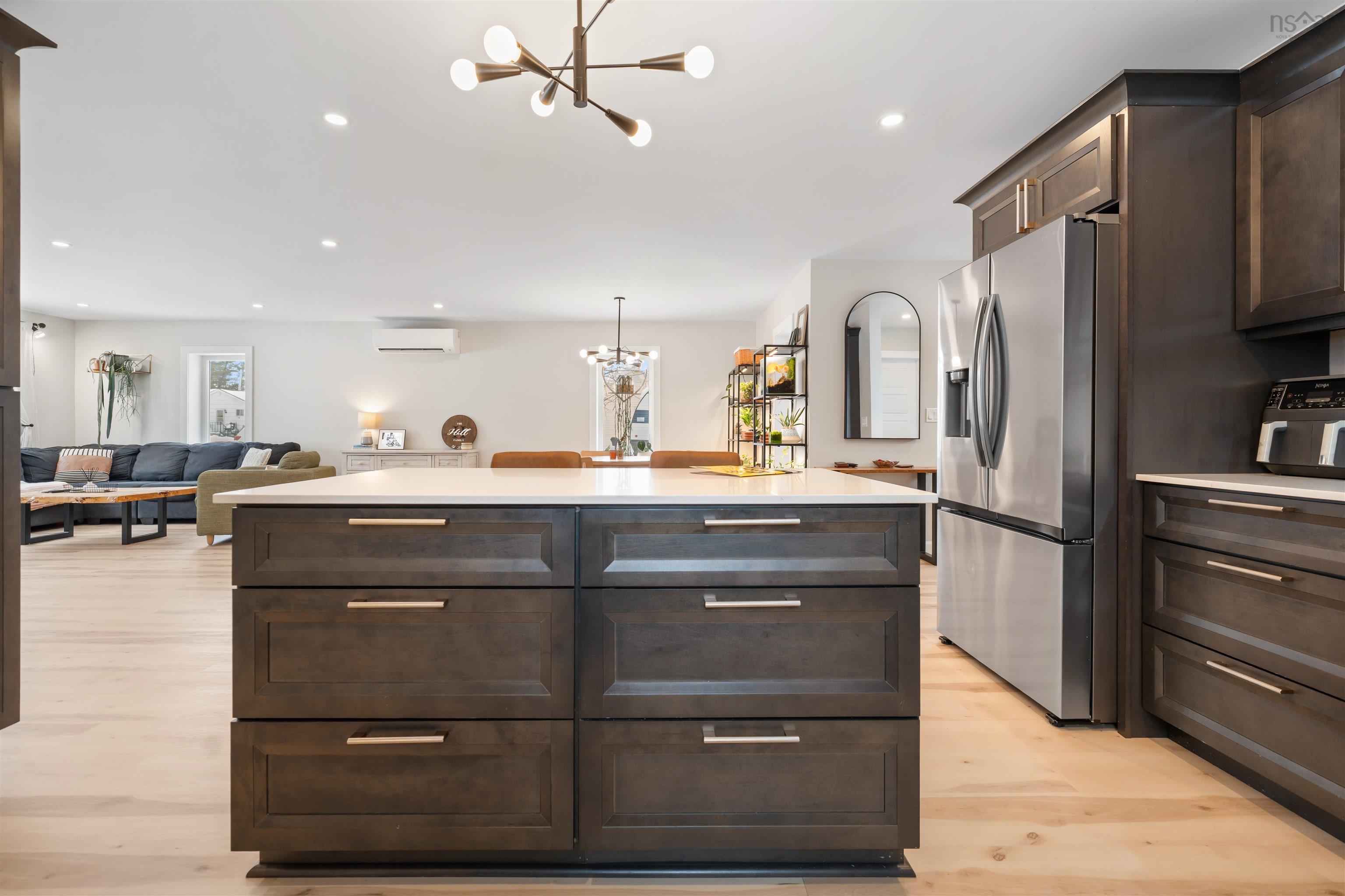 $499,000.00: 1613 MacKay Street, Westville