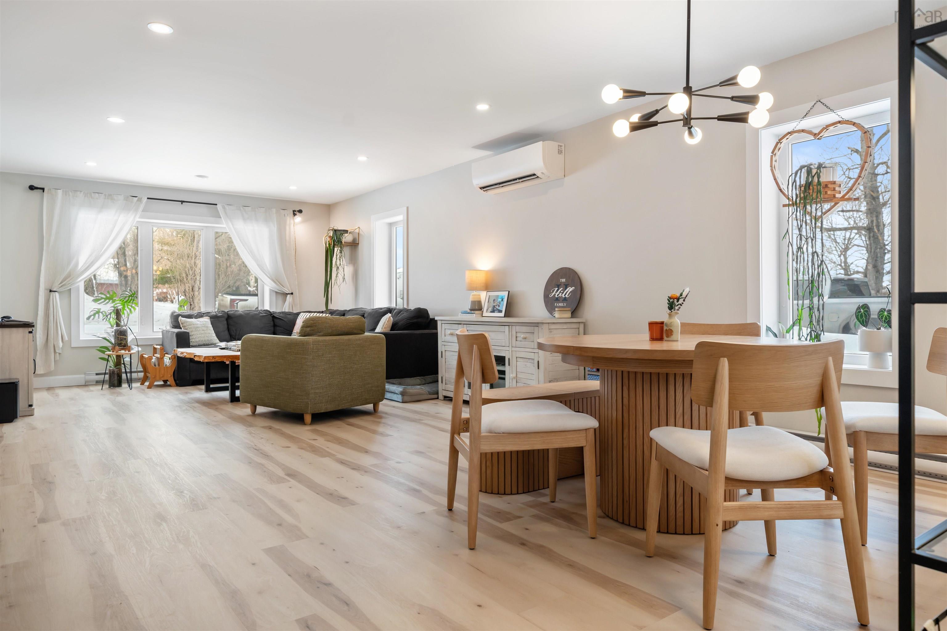 $499,000.00: 1613 MacKay Street, Westville