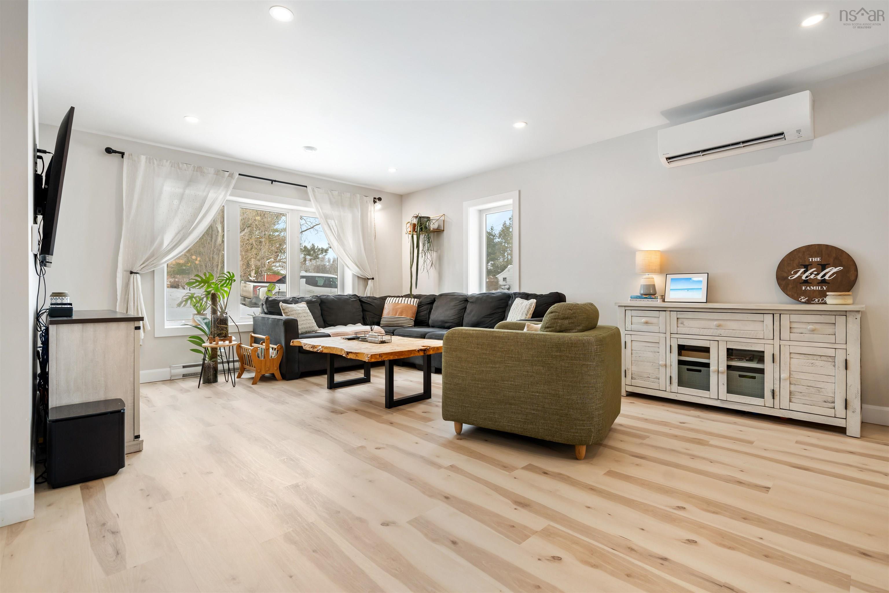 $499,000.00: 1613 MacKay Street, Westville