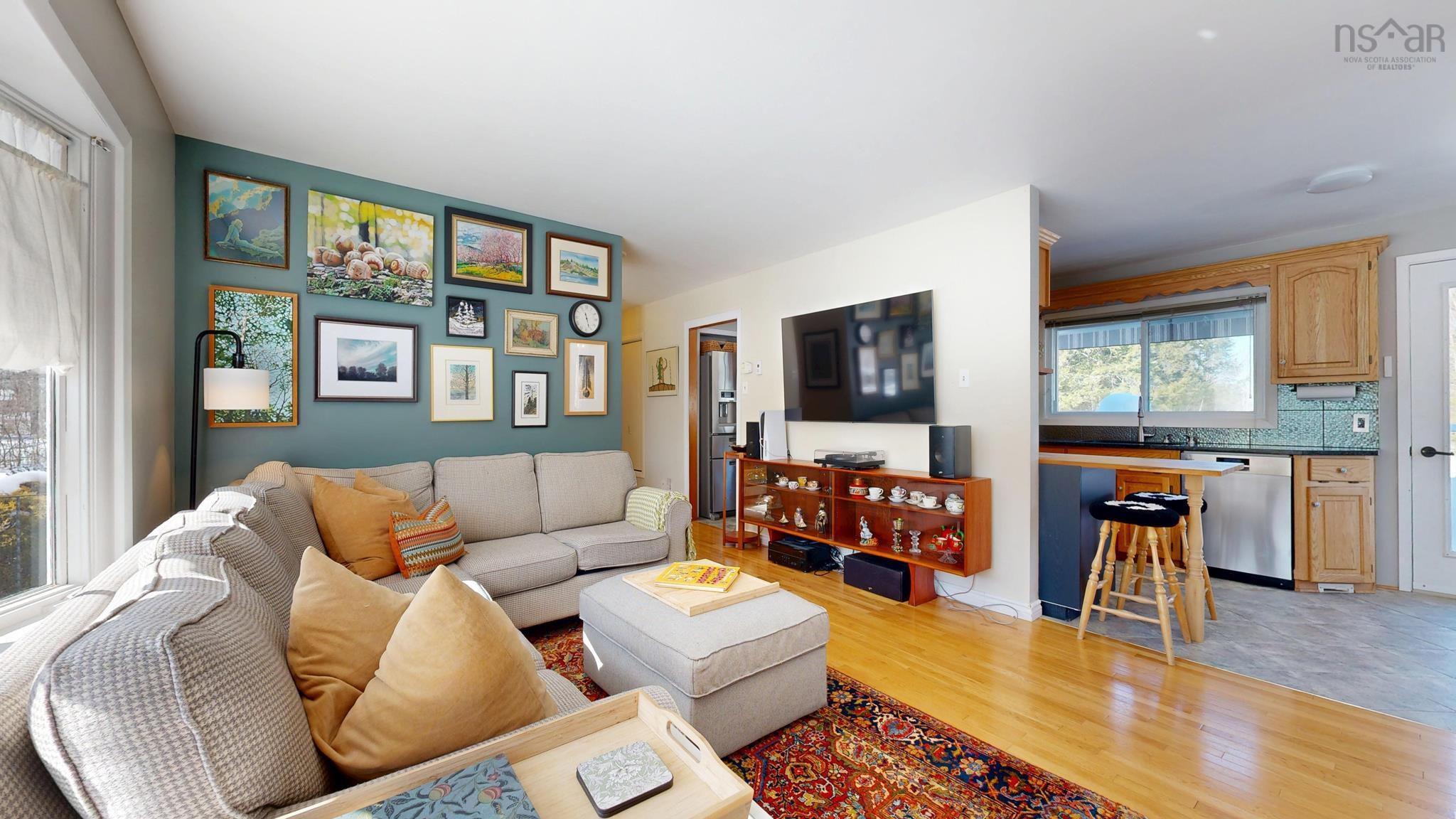 $520,000.00: 1793 Hwy 201 Highway, South Greenwood