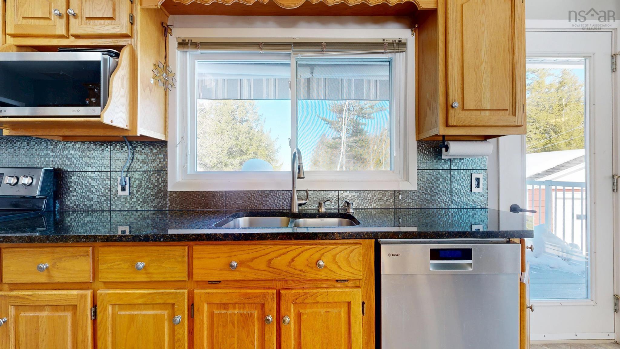 $520,000.00: 1793 Hwy 201 Highway, South Greenwood