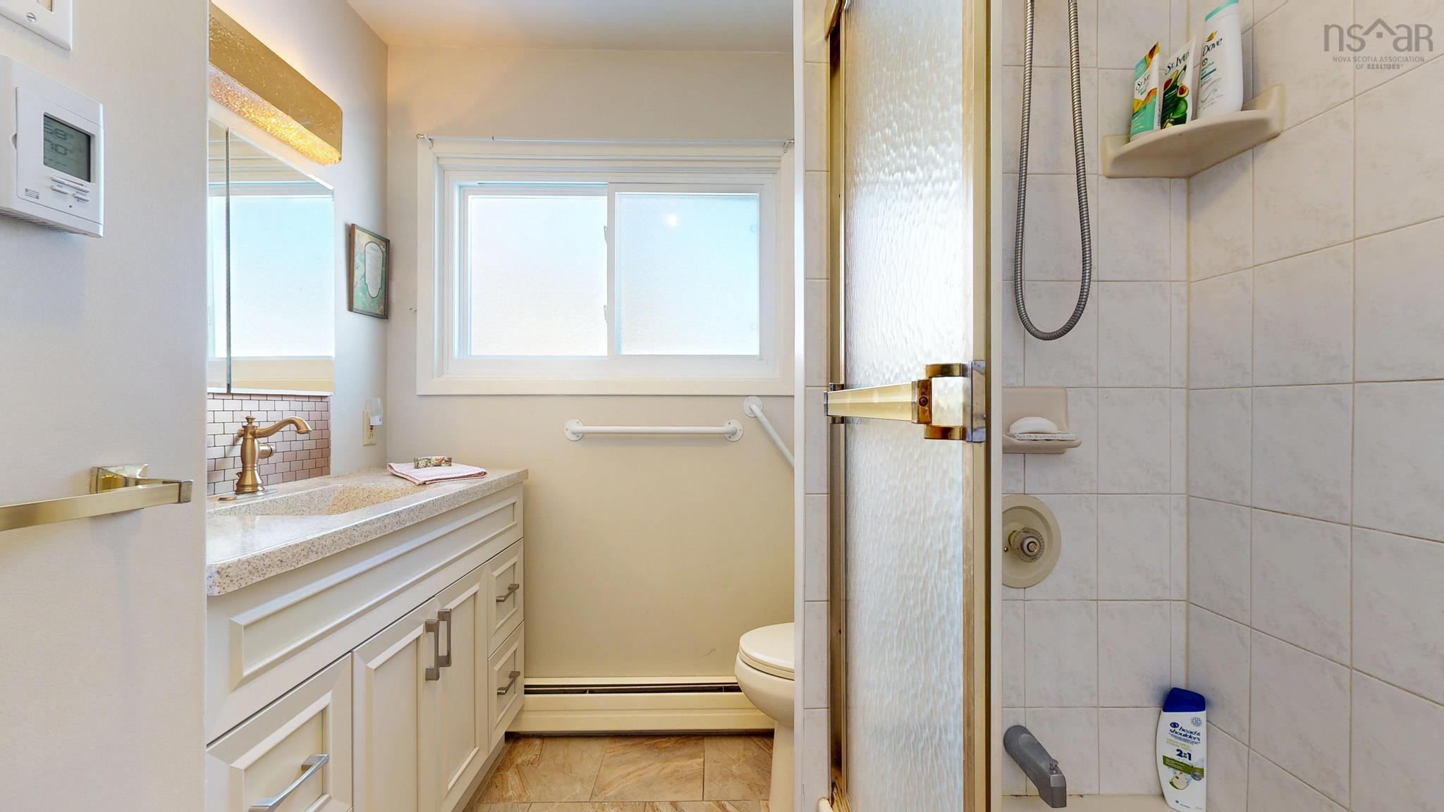 $520,000.00: 1793 Hwy 201 Highway, South Greenwood