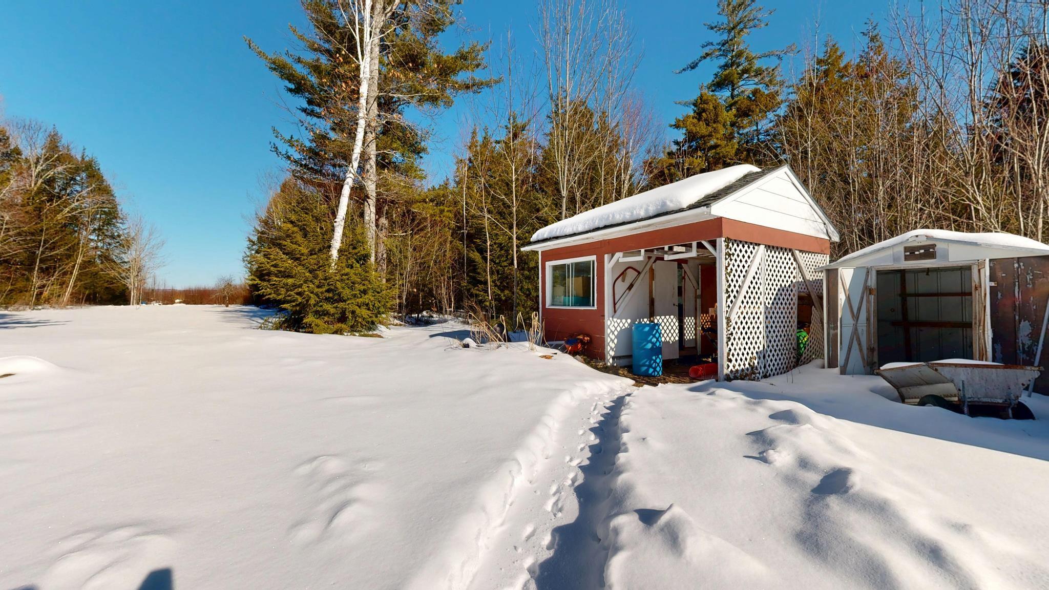 $520,000.00: 1793 Hwy 201 Highway, South Greenwood