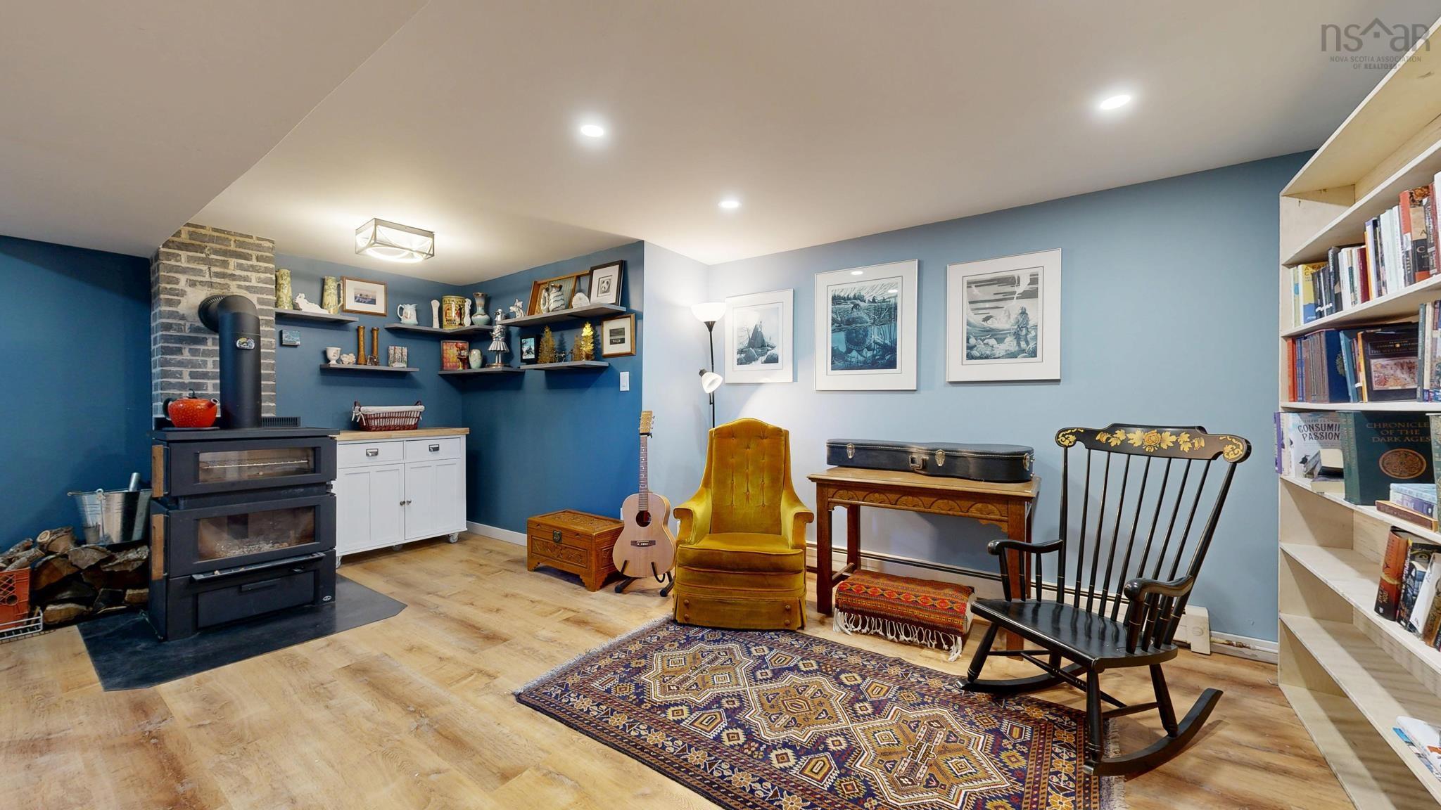 $520,000.00: 1793 Hwy 201 Highway, South Greenwood