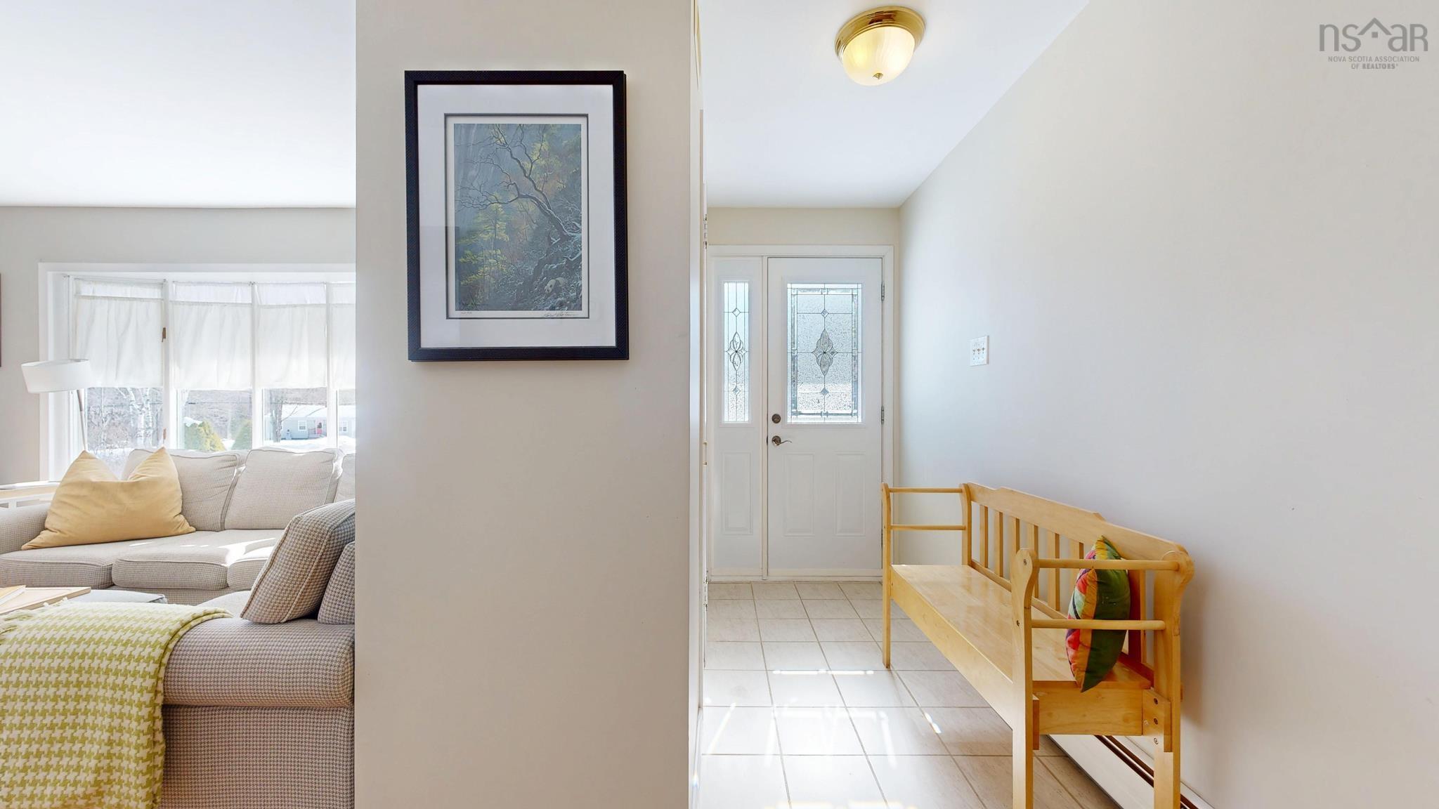 $458,000.00: 1793 Hwy 201 Highway, South Greenwood