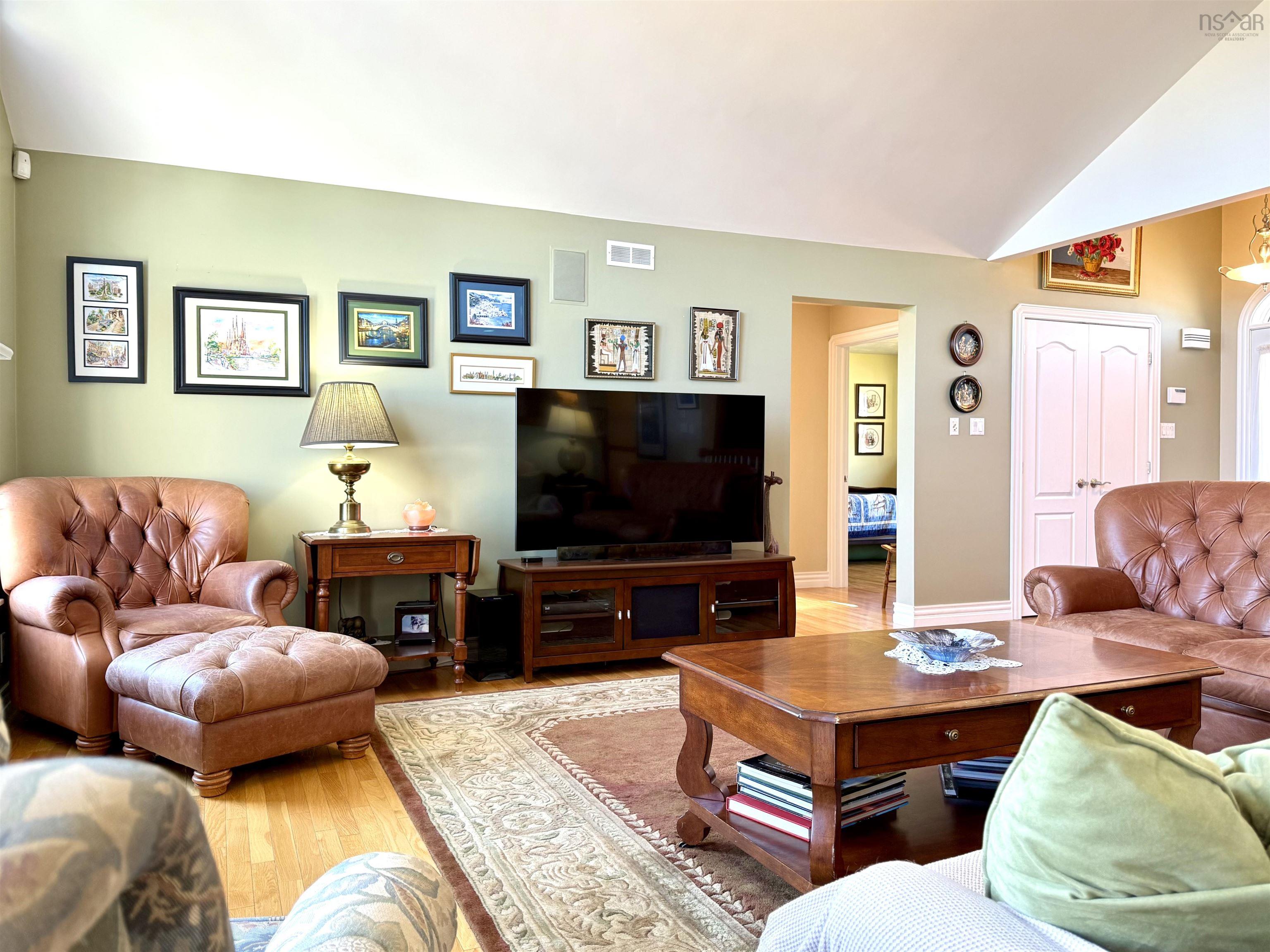 $799,900.00: 9345 366 Highway, Port Howe