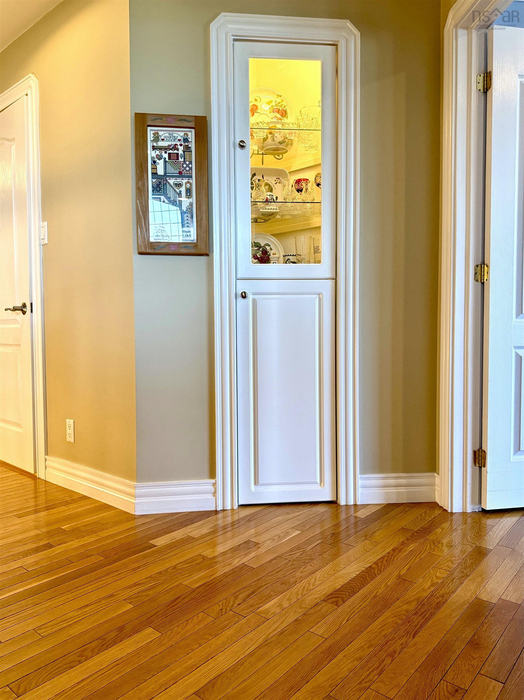 $799,900.00: 9345 366 Highway, Port Howe