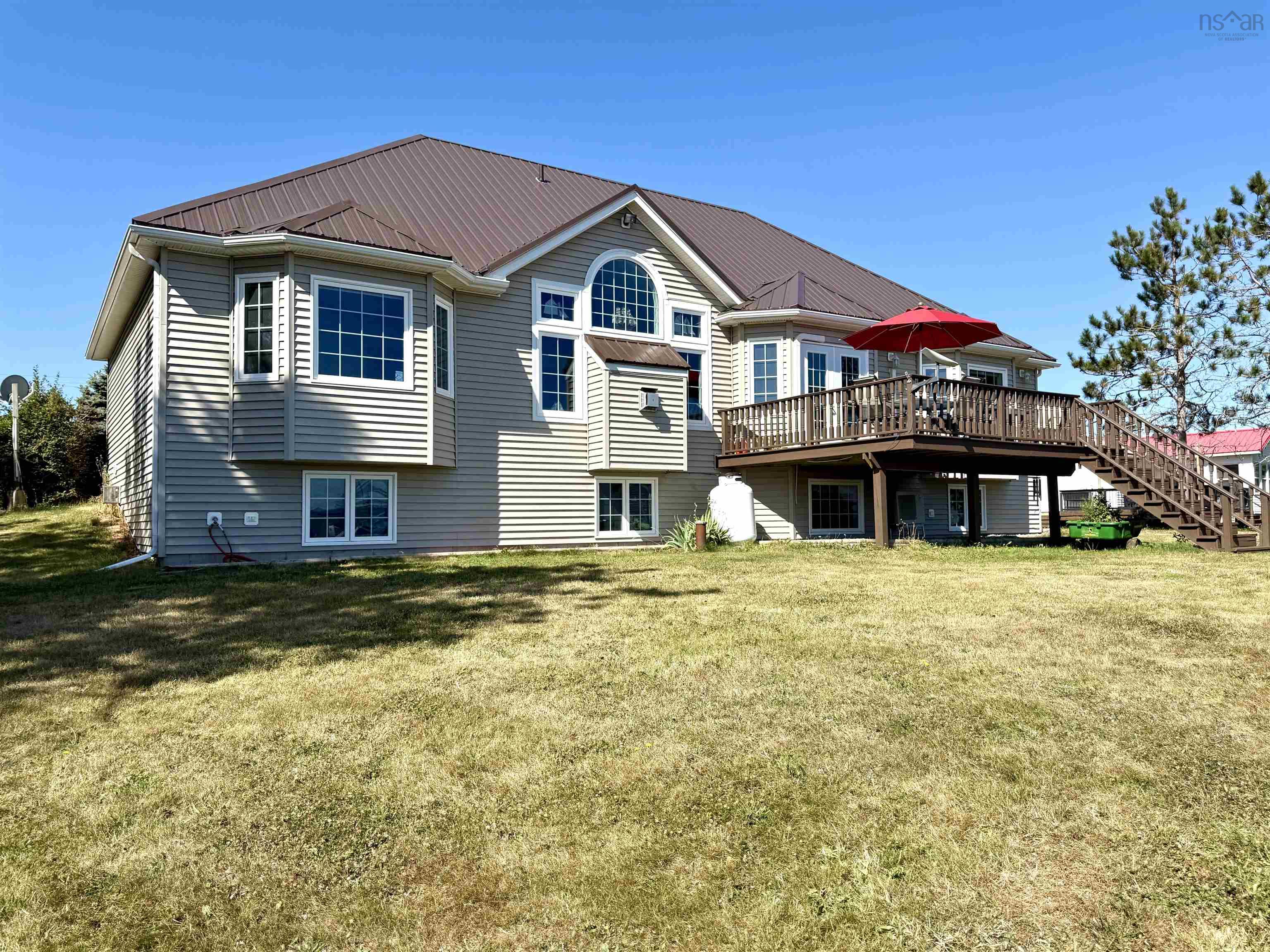 $749,900.00: 9345 366 Highway, Port Howe